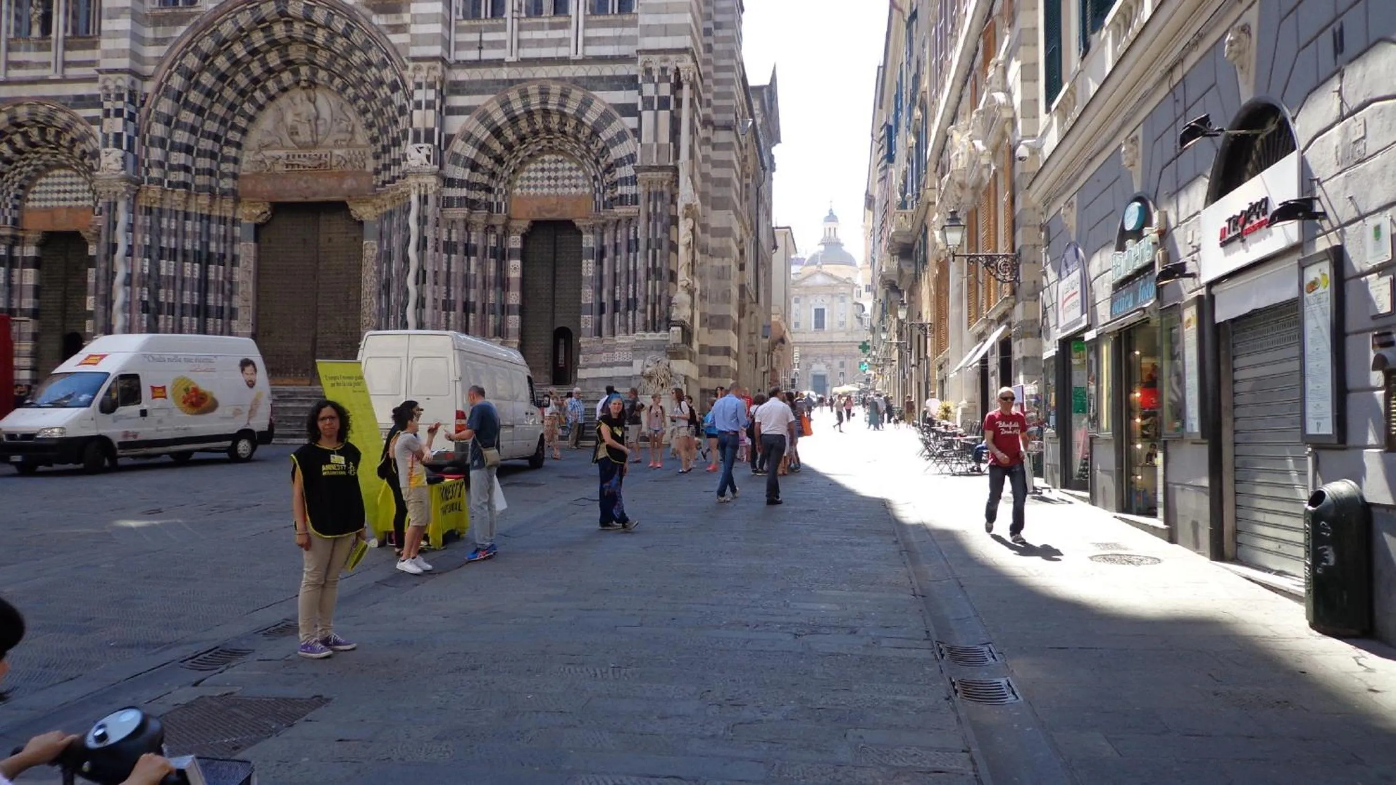 Property building in Cavour16 rent bedrooms