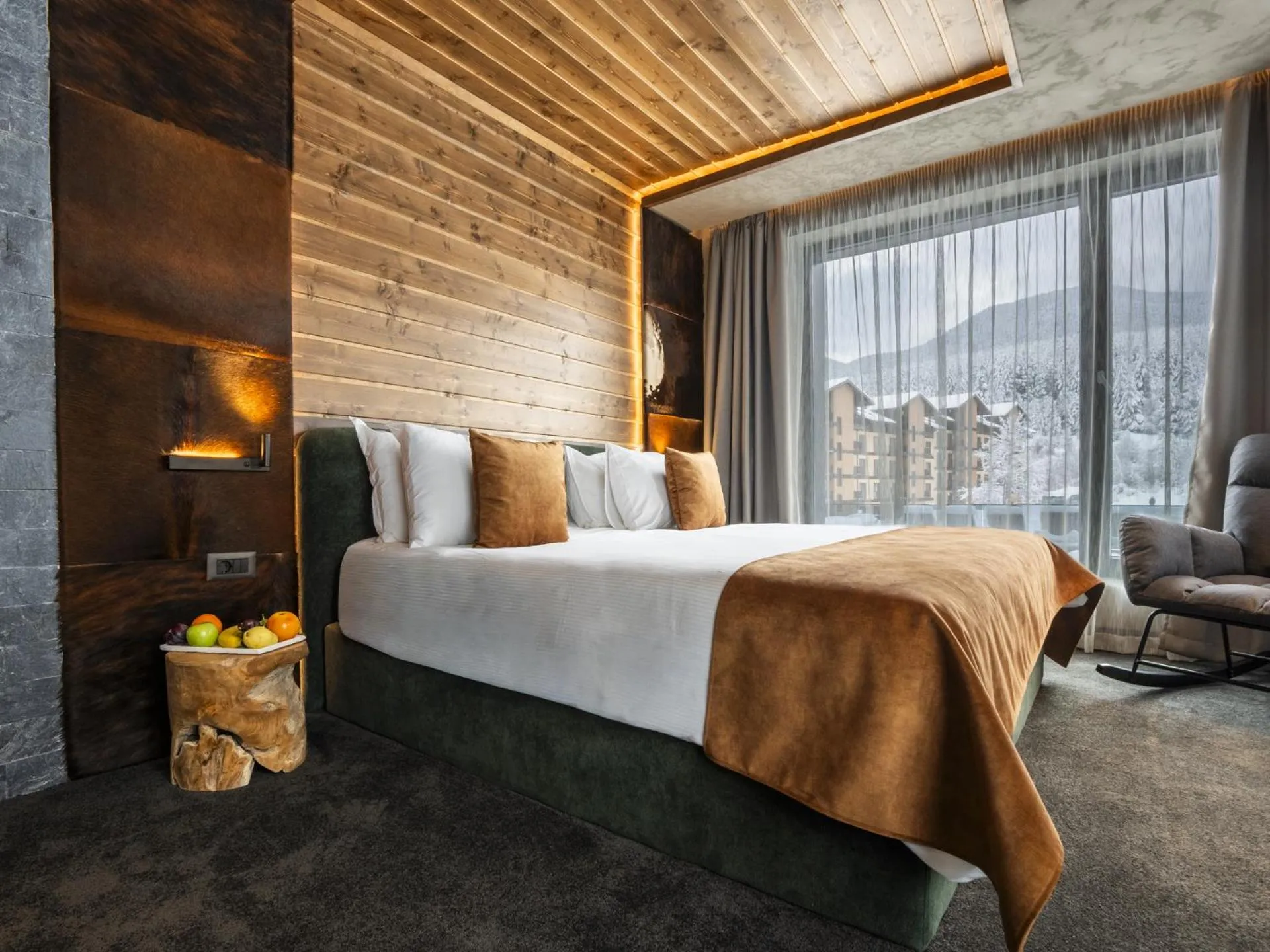 Bed in Premier Luxury Mountain Resort