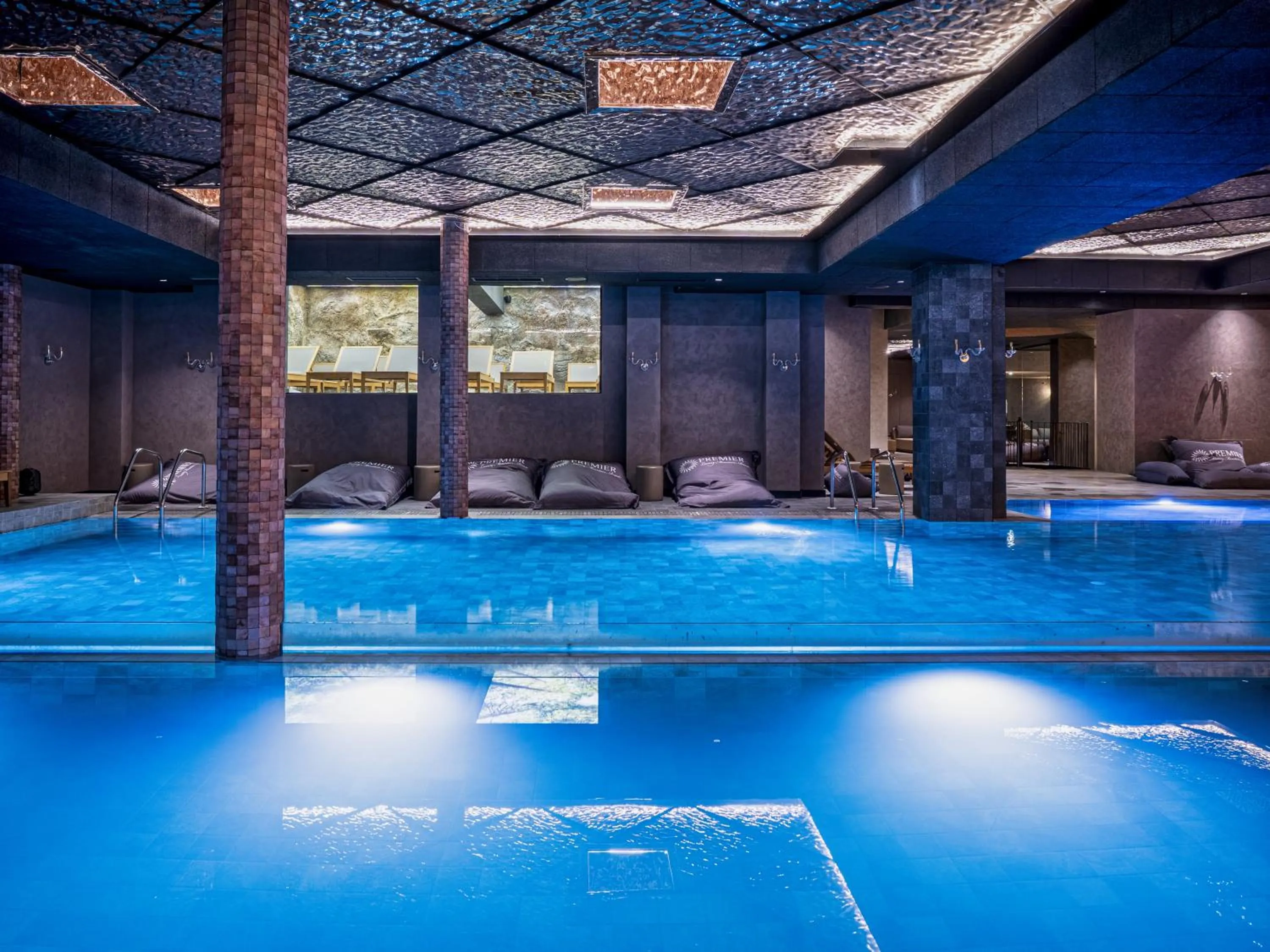 Premier Luxury Mountain Resort