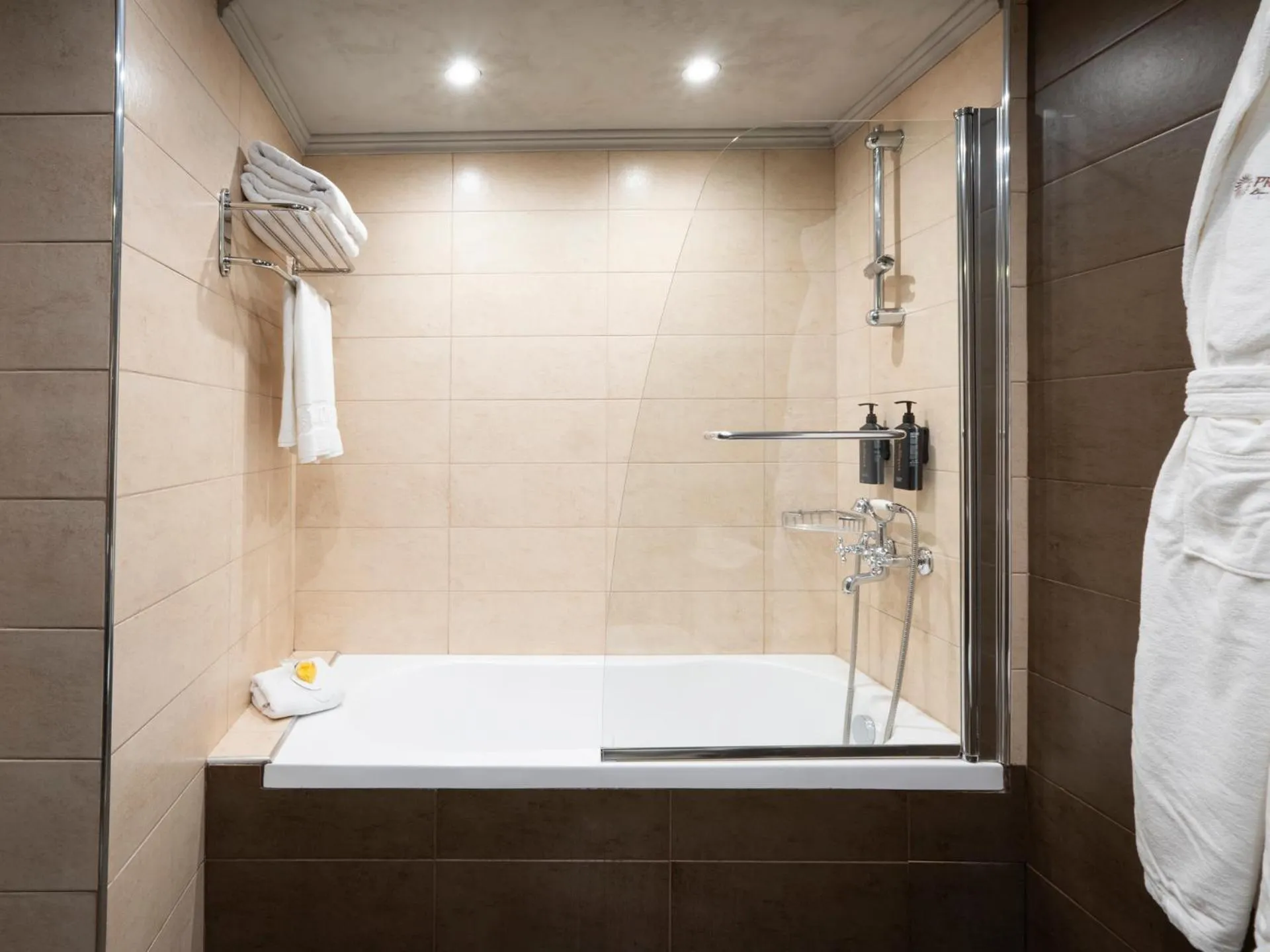 Premier Luxury Mountain Resort