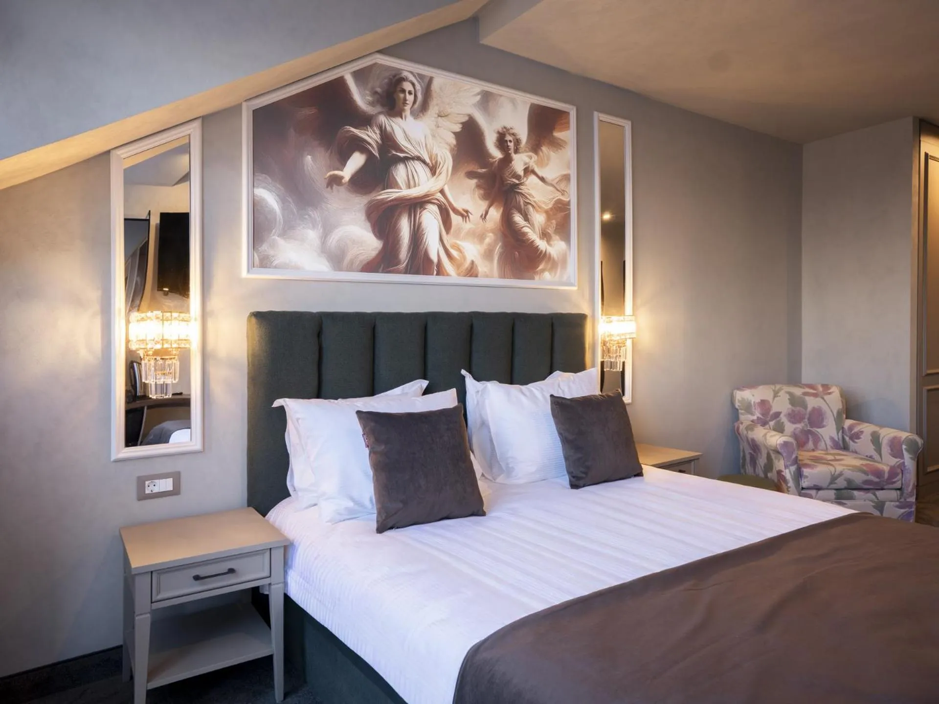 Bed in Premier Luxury Mountain Resort