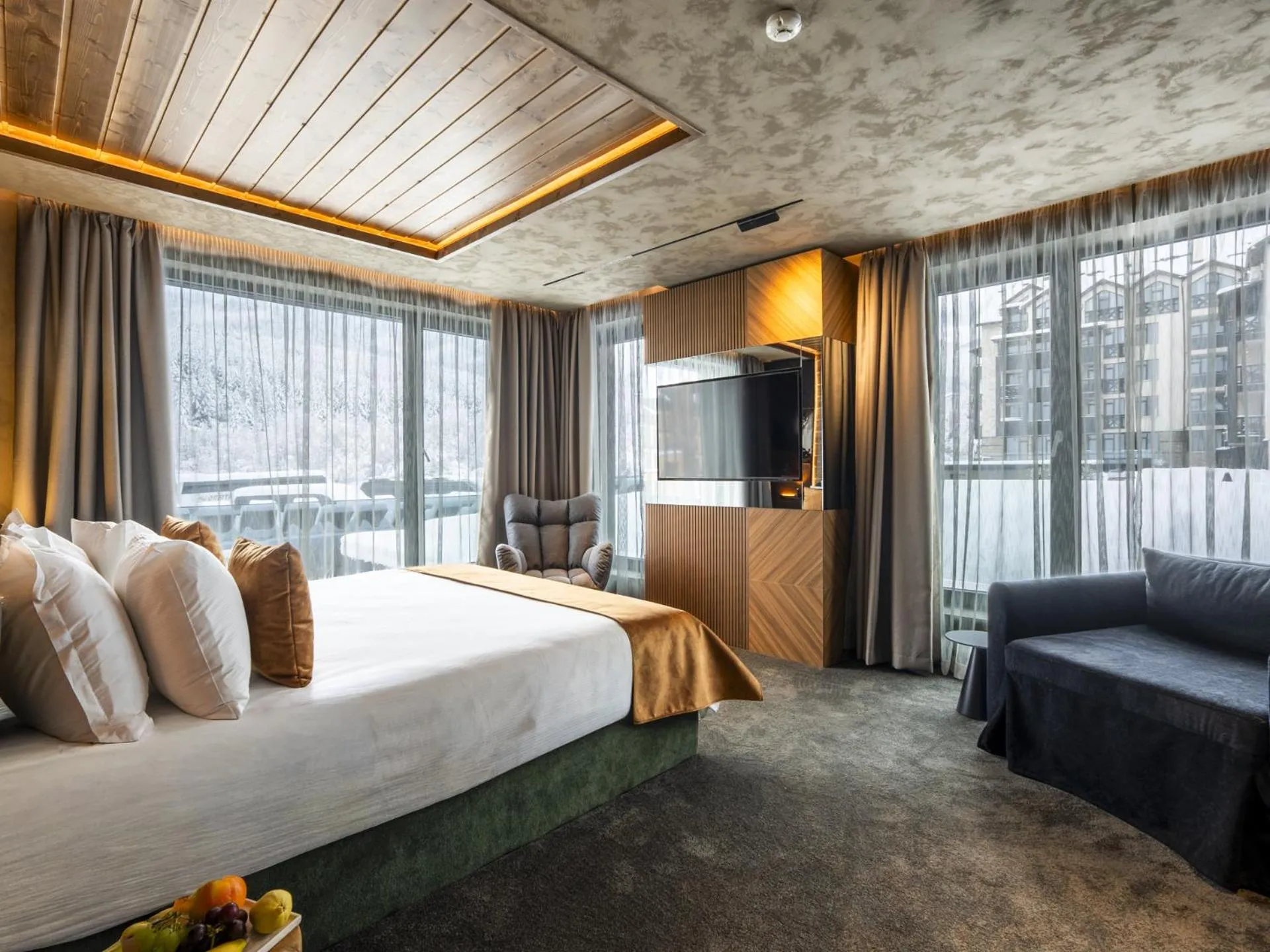 Bed in Premier Luxury Mountain Resort