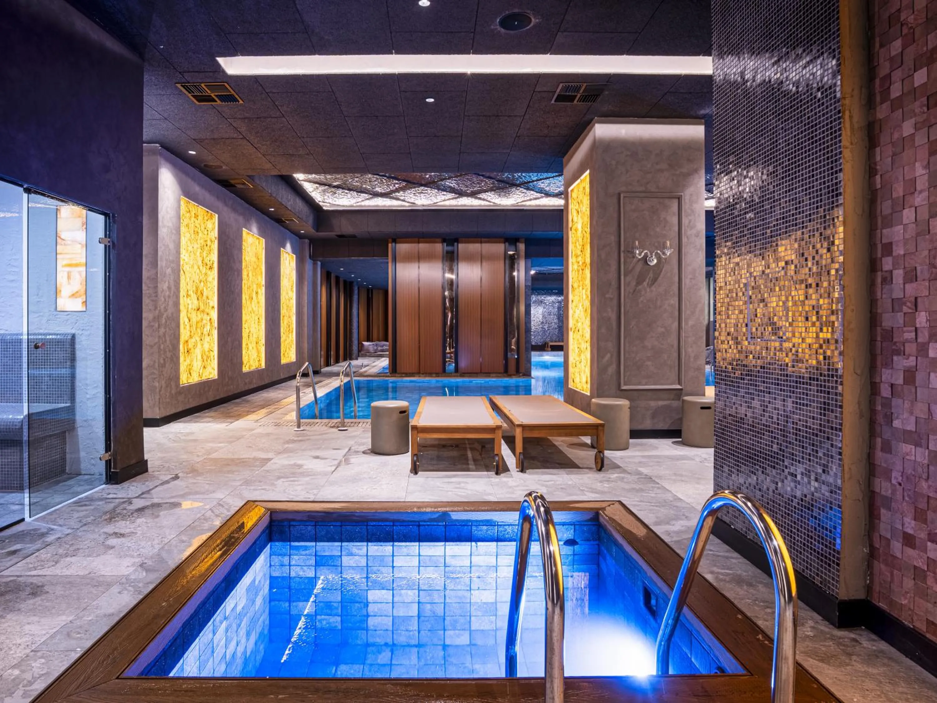 Premier Luxury Mountain Resort