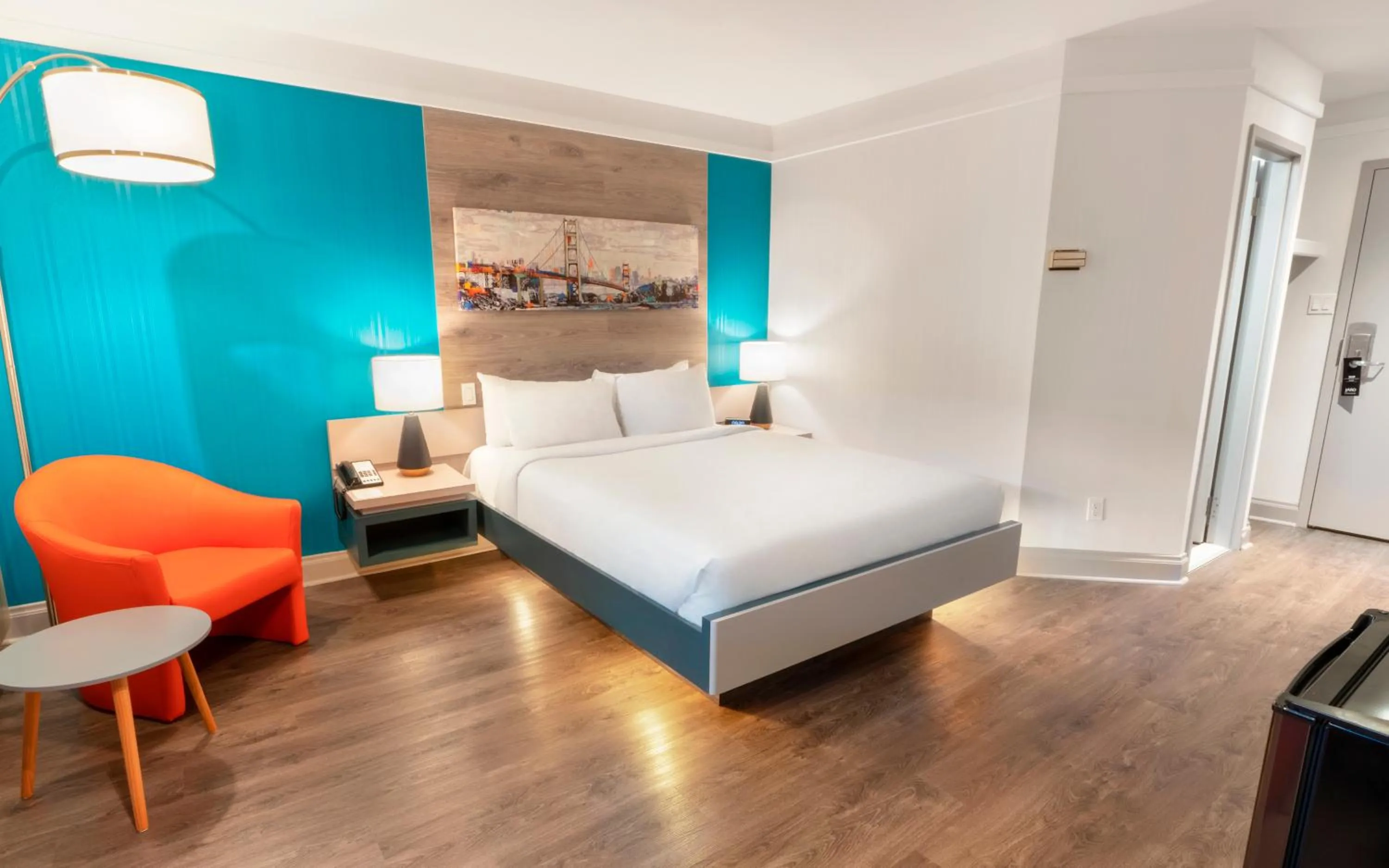 Bed in Hôtel Québec Inn par JARO