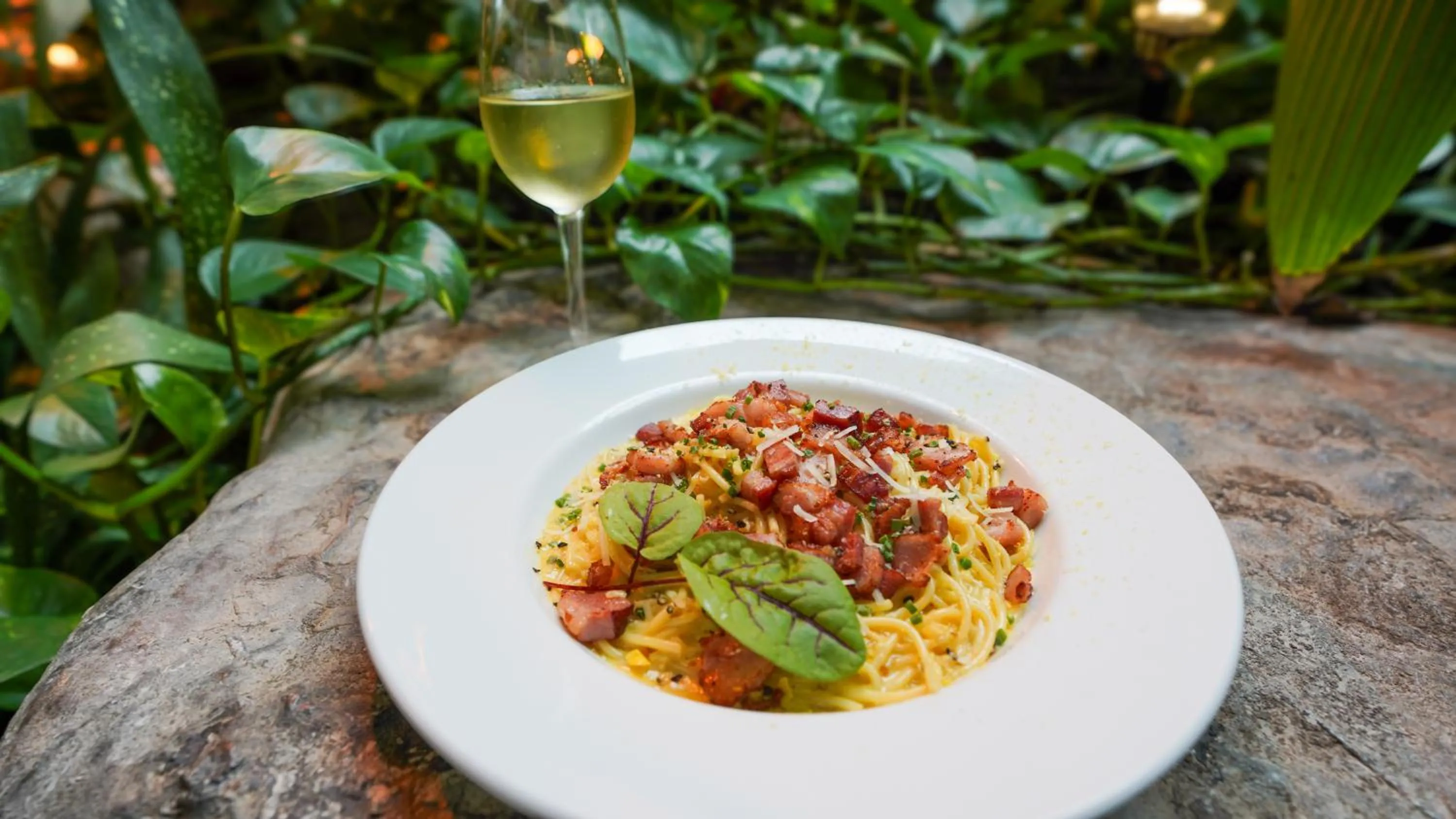 Restaurant/places to eat in Hôtel Québec Inn par JARO