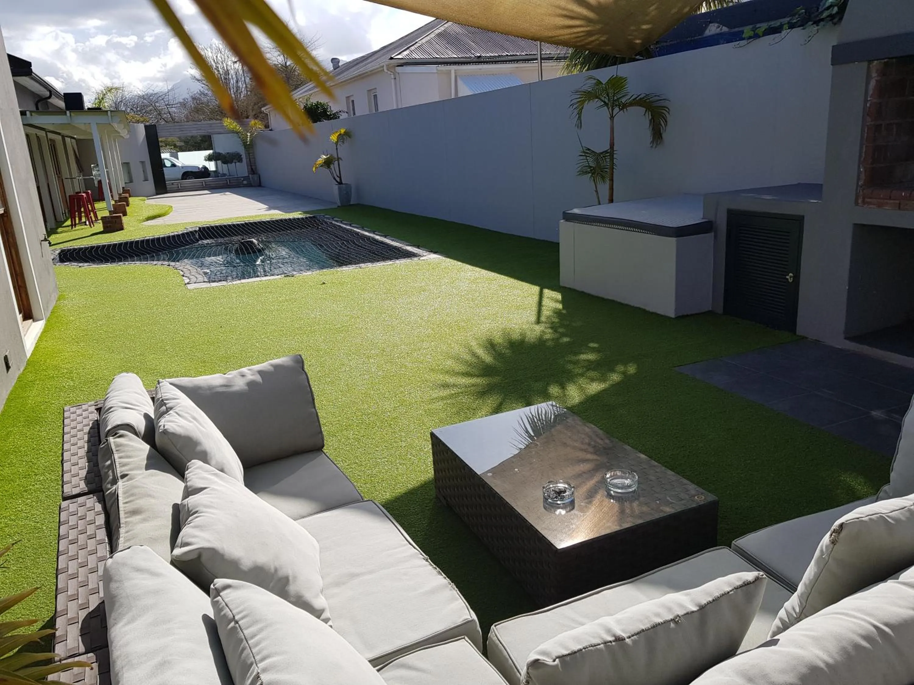 Swimming pool in Two Fat Owls Guesthouse