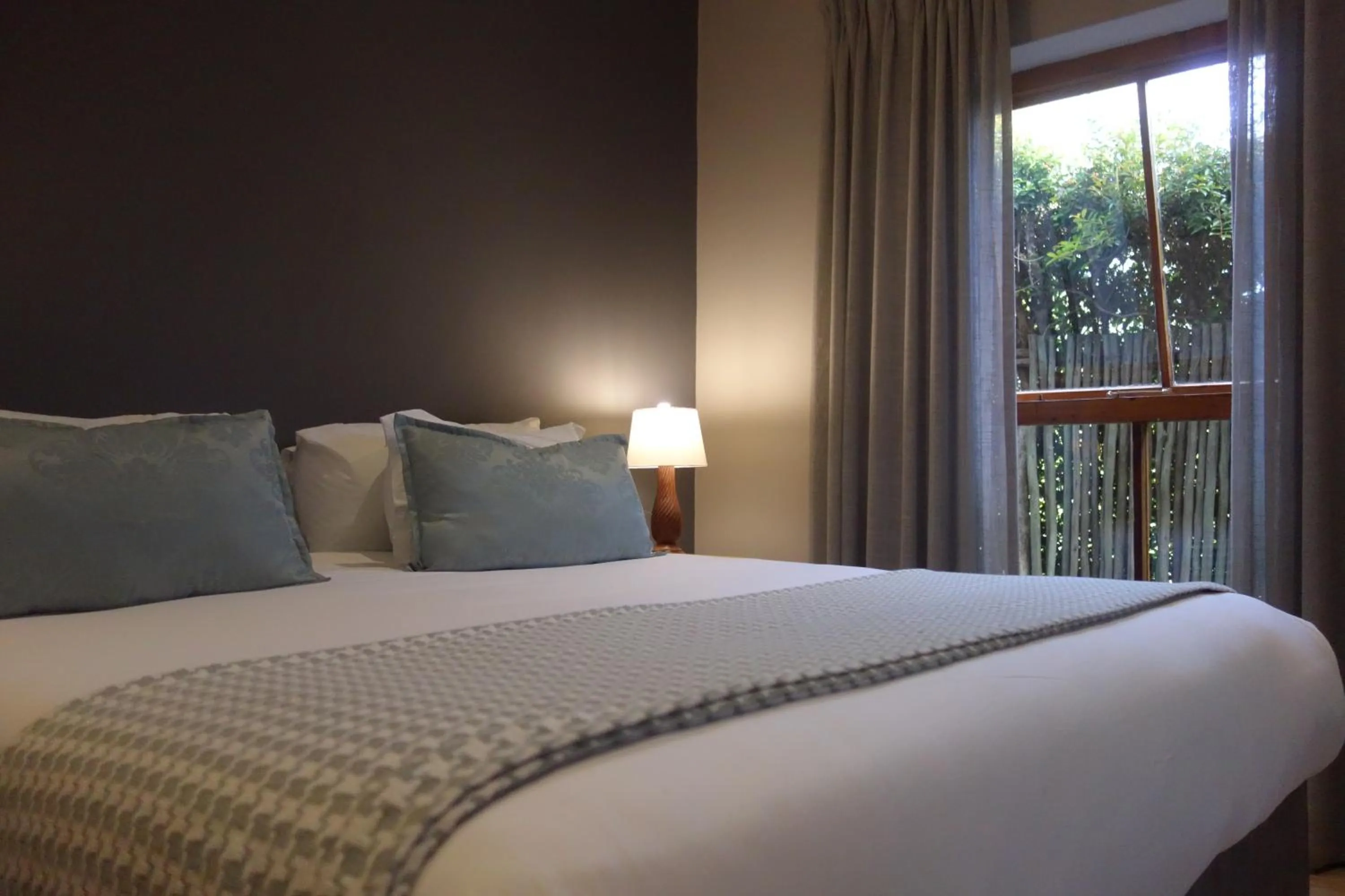 Bed in Two Fat Owls Guesthouse