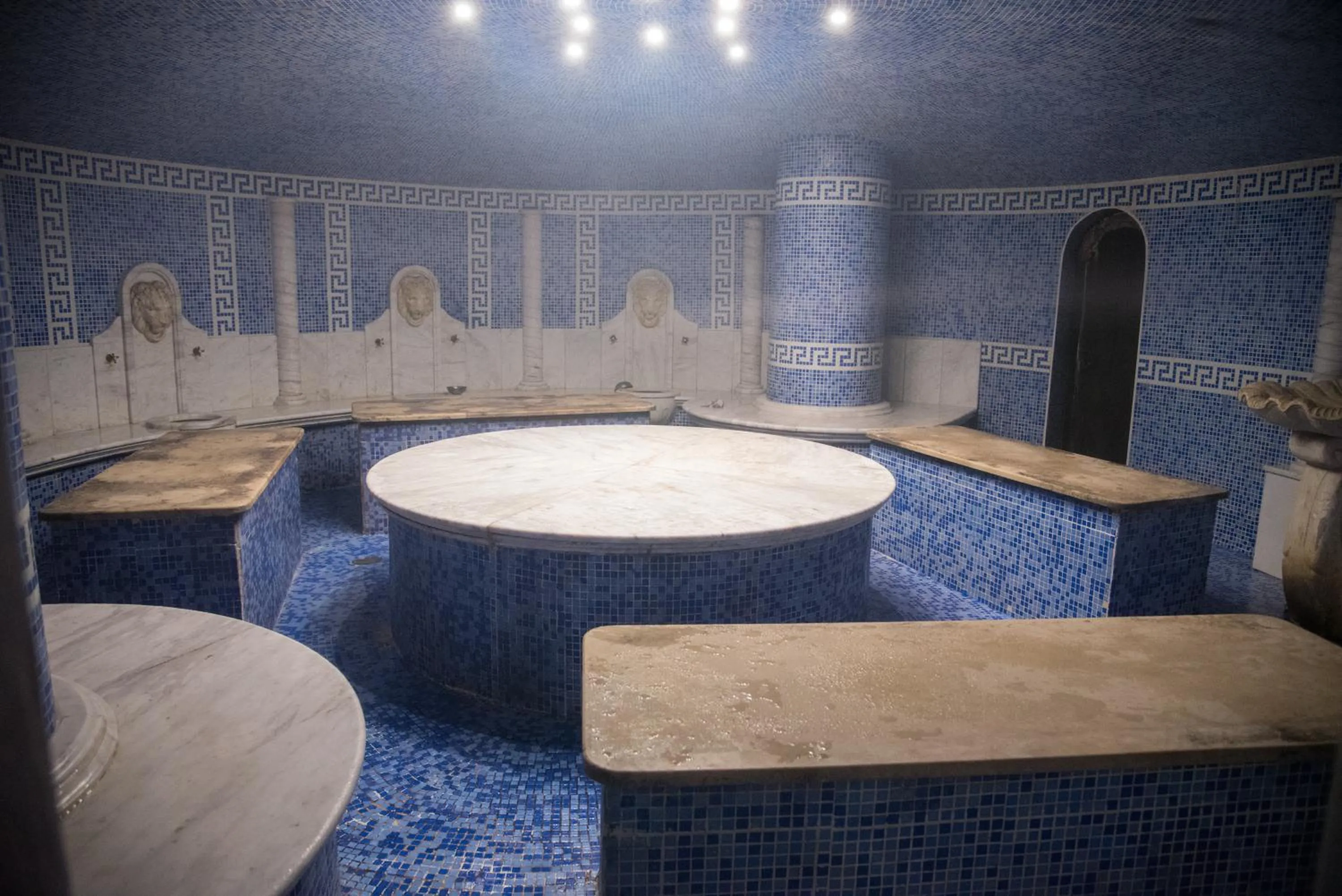 Steam room in Imperial Palace Hotel