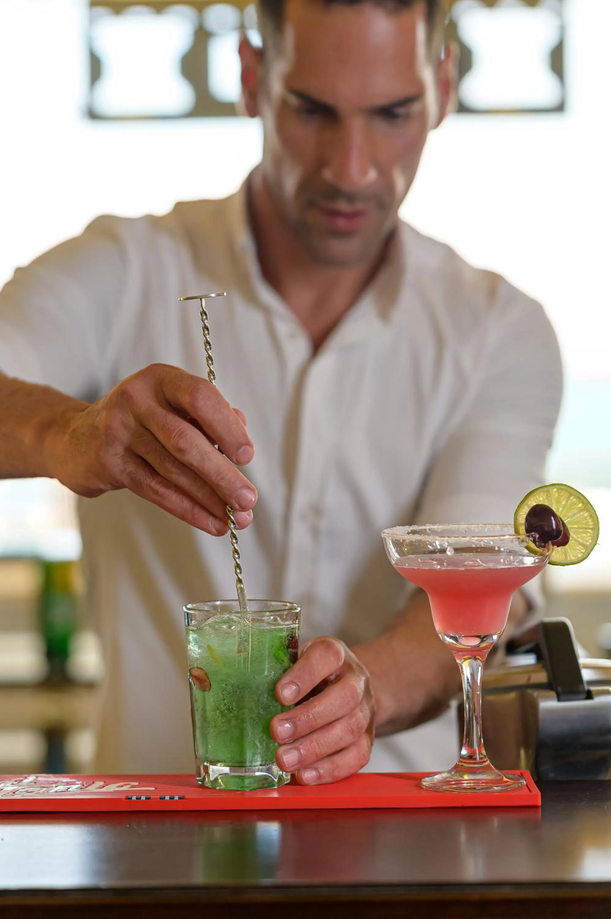 Restaurant/places to eat in Imperial Palace Hotel