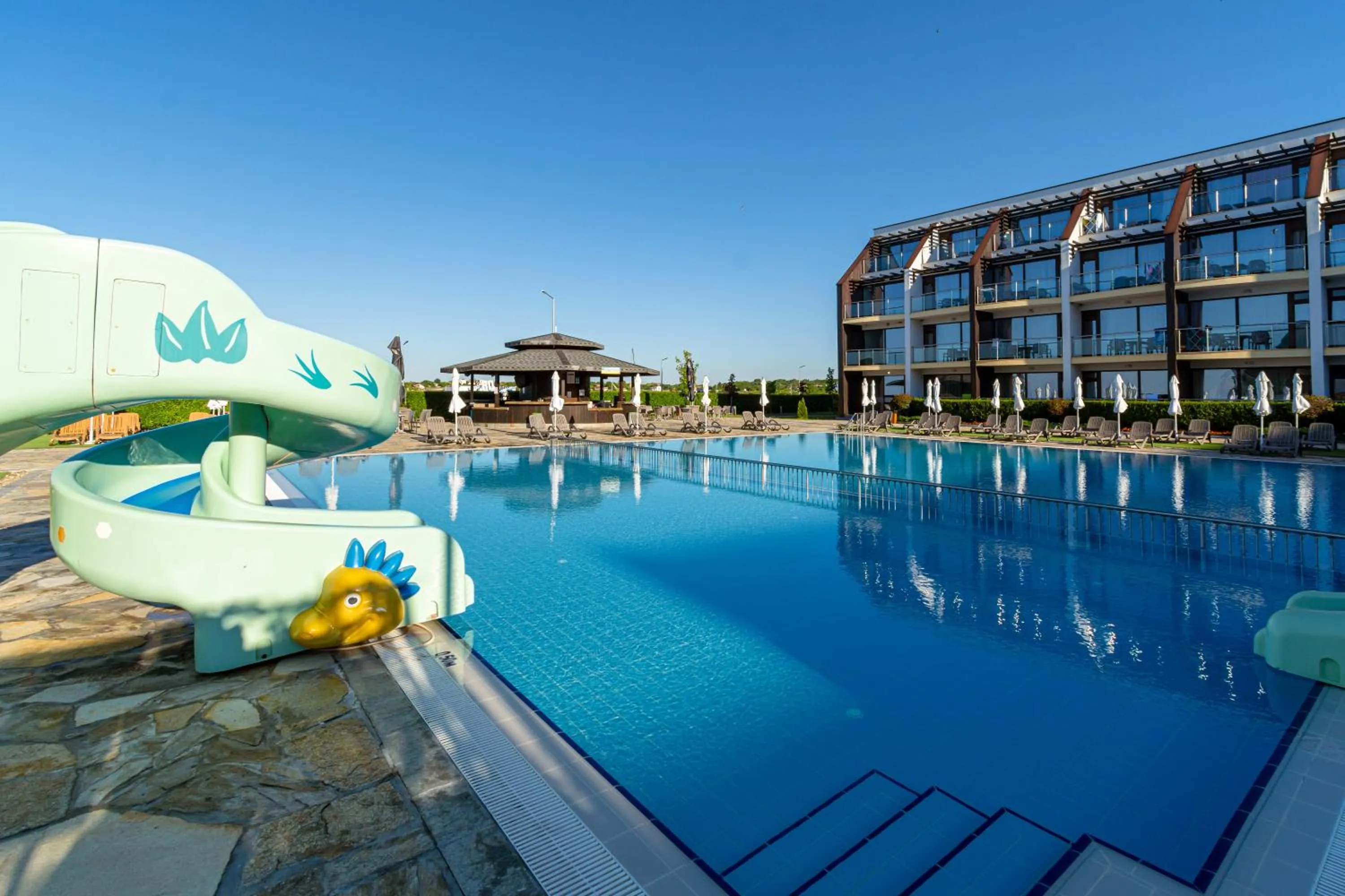 Property building in Topola Skies Resort & Aquapark