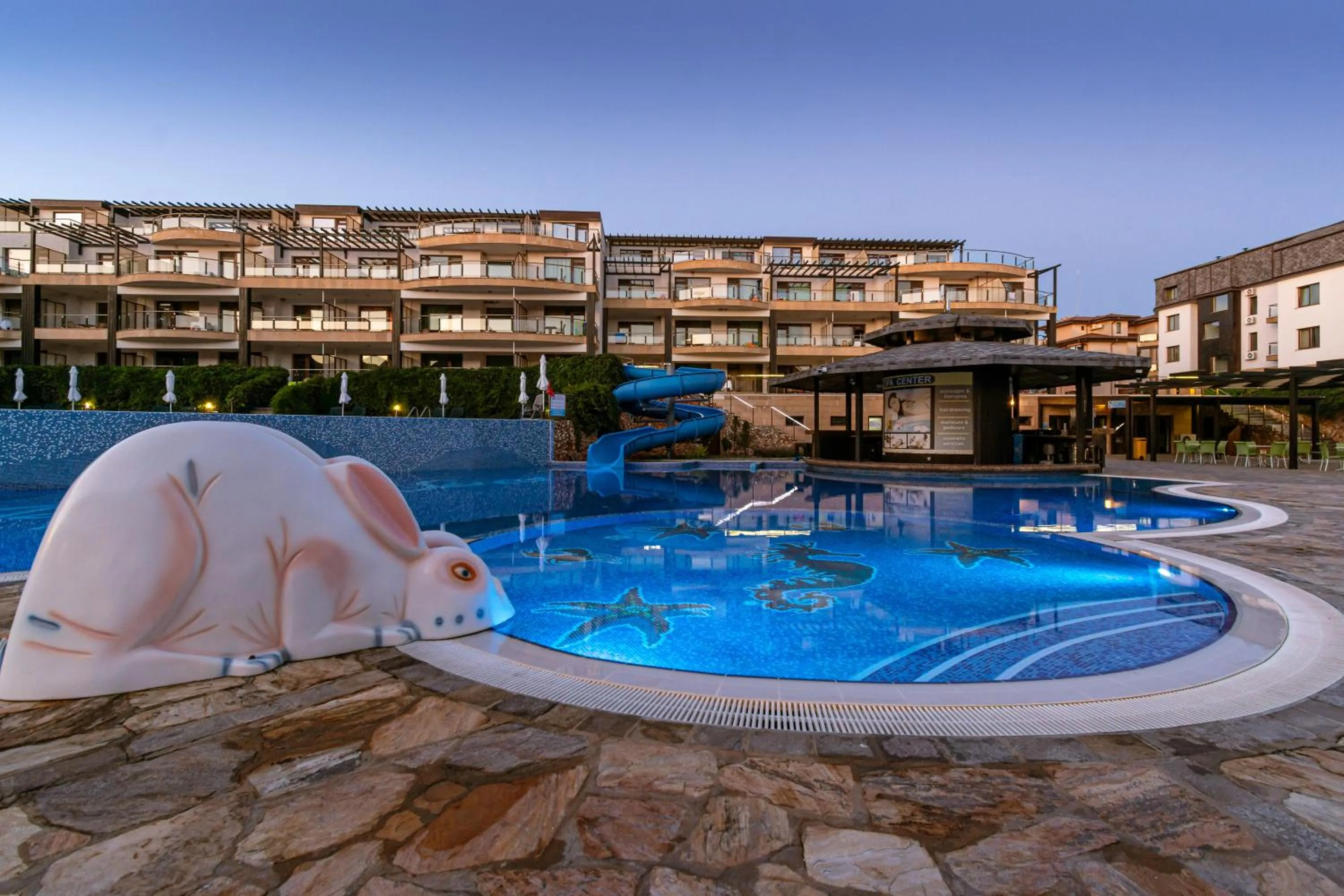 Property building in Topola Skies Resort & Aquapark