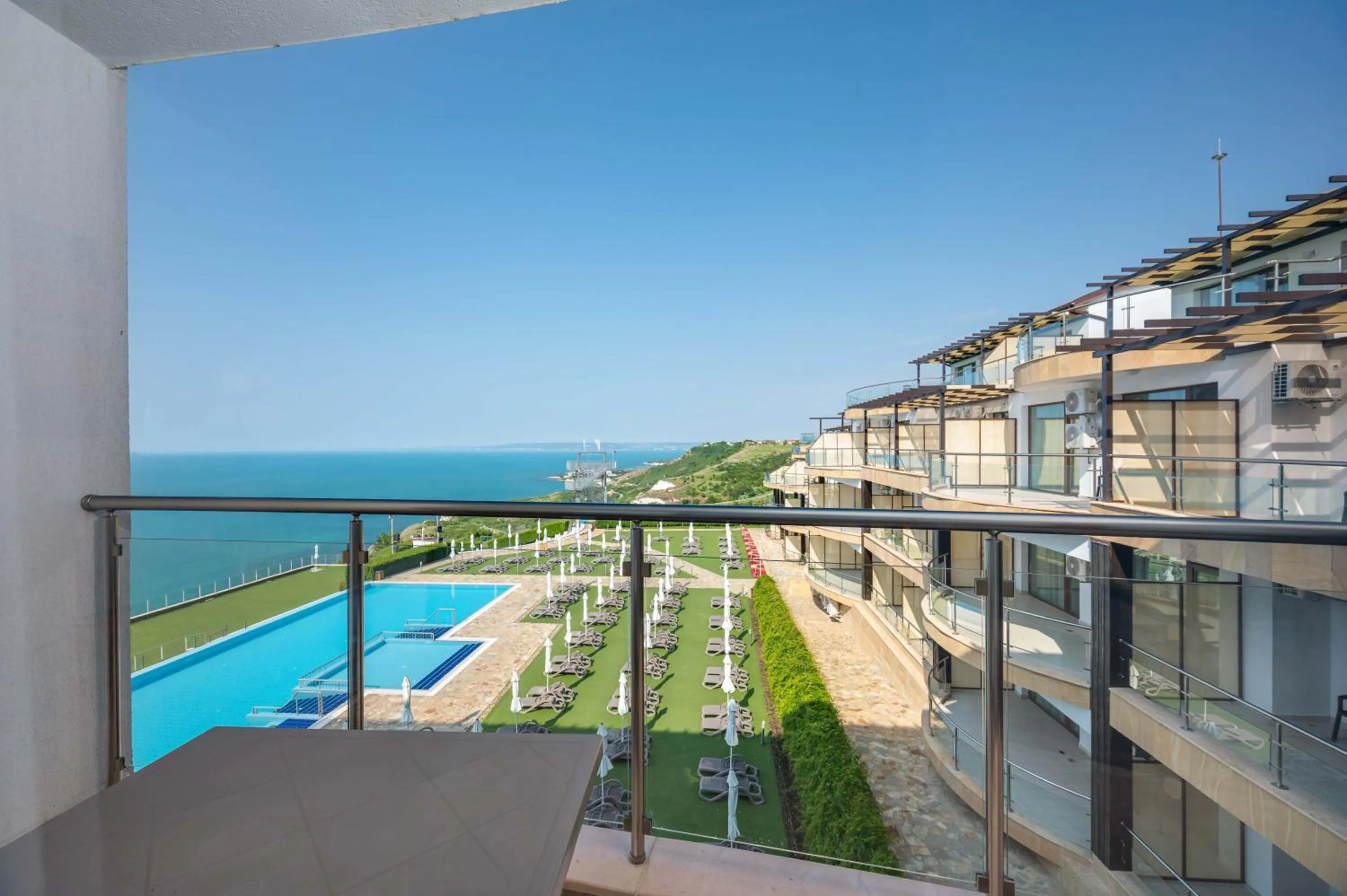 Balcony/Terrace in Topola Skies Resort & Aquapark