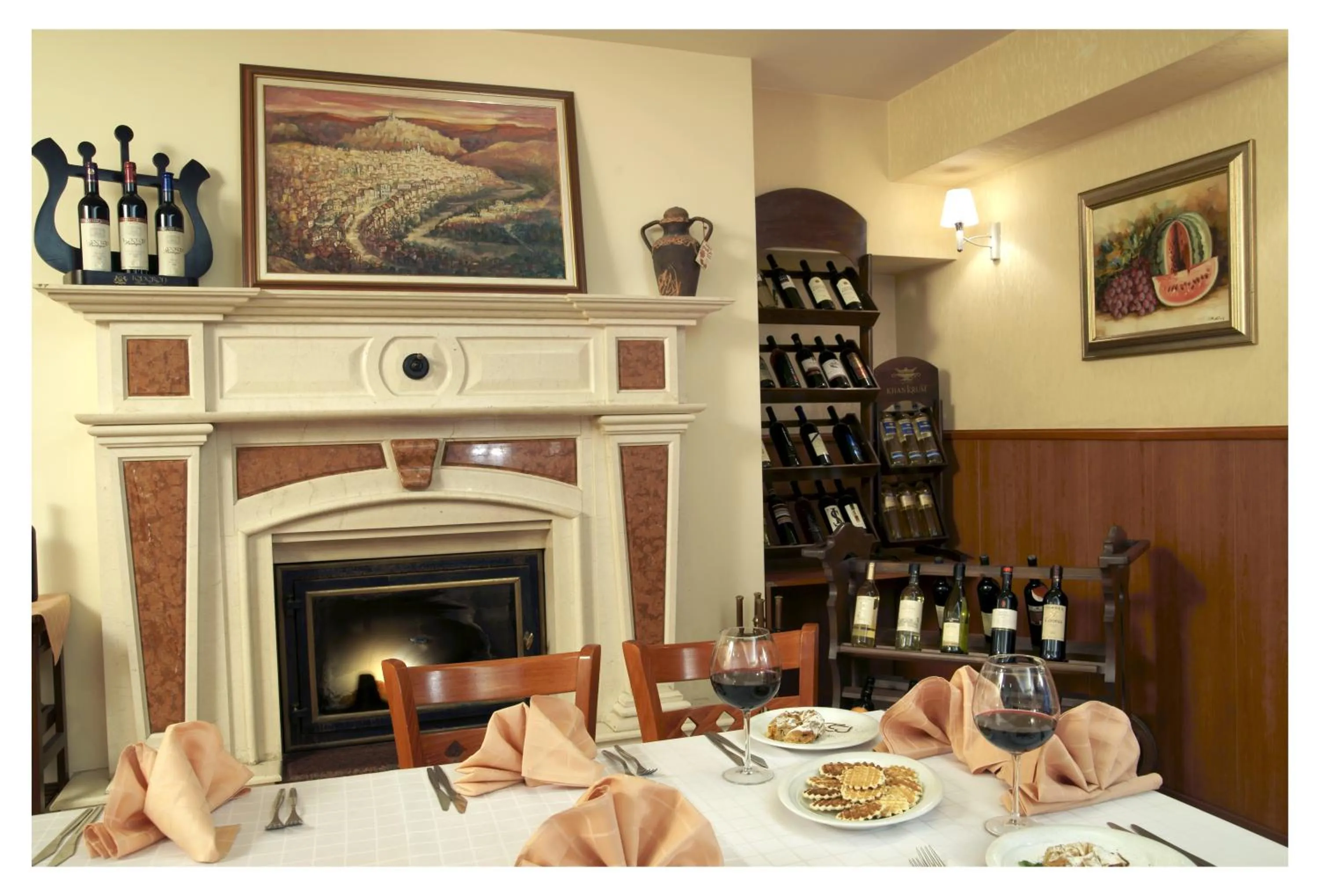 Restaurant/places to eat in Hotel Premier - Veliko Tarnovo City Center, Panorama View