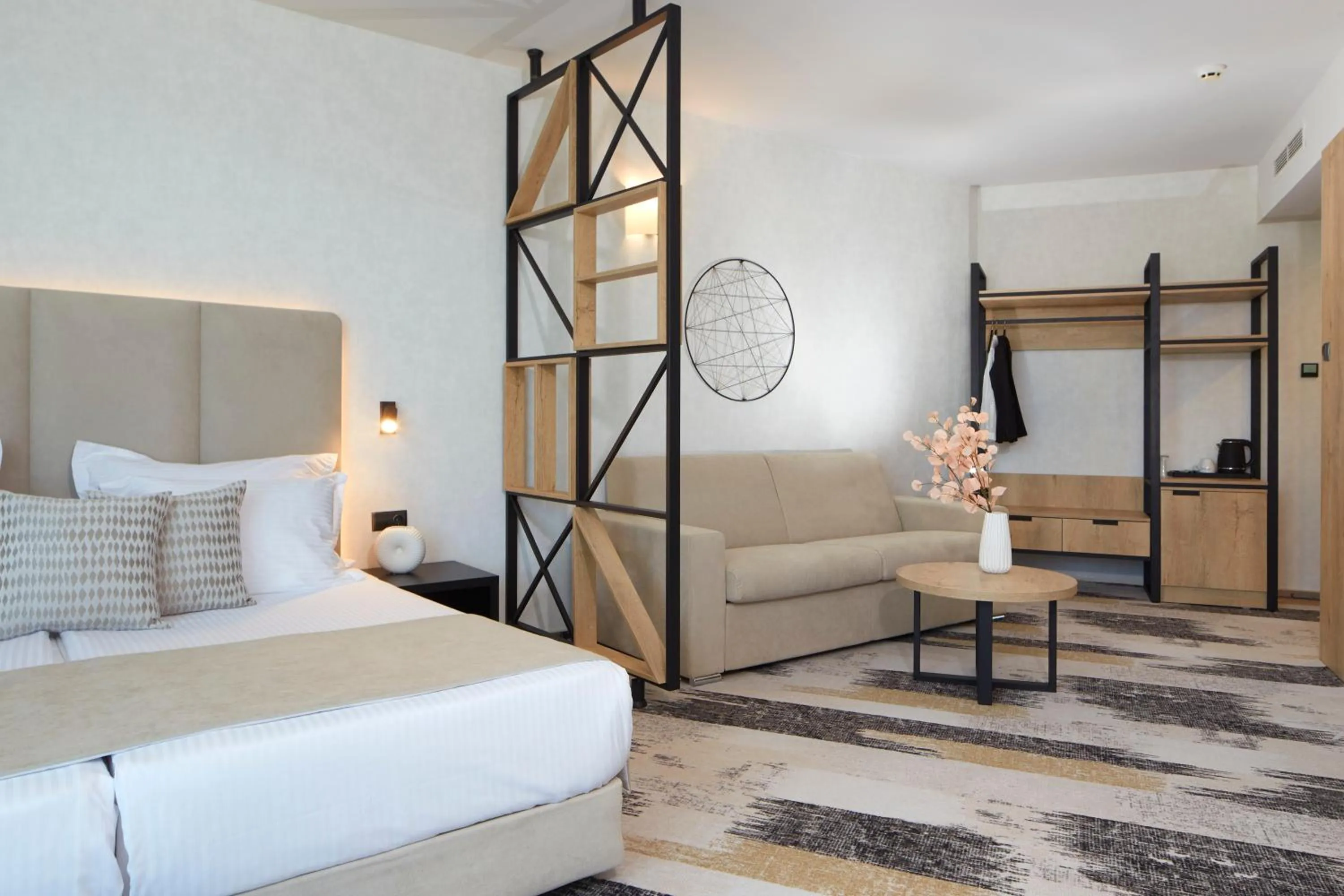 Bed in Hotel Marvel All Inclusive - FULLY RENOVATED FREE Beach Access