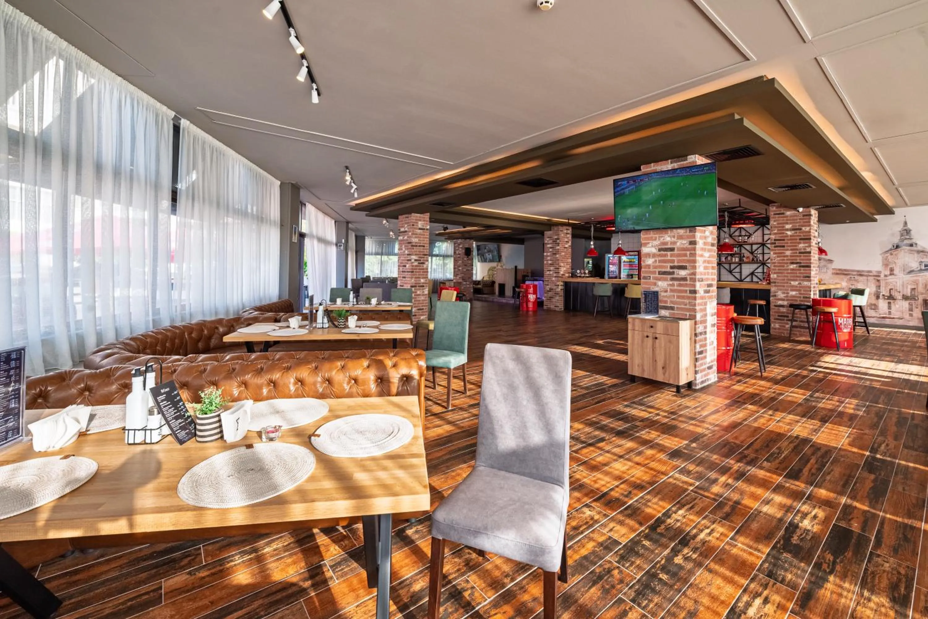 Restaurant/places to eat in Hotel Marvel All Inclusive - FULLY RENOVATED FREE Beach Access