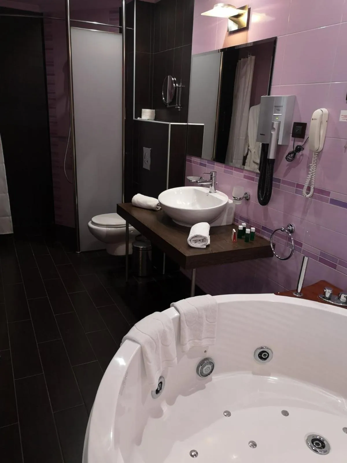 Shower in Hotel Leipzig