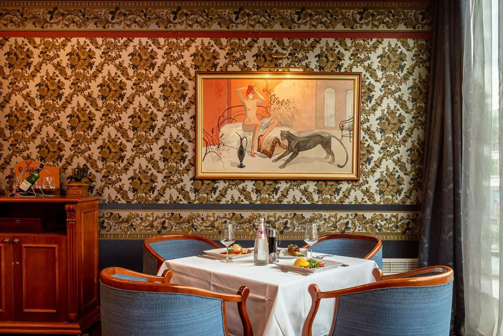 Restaurant/places to eat in Hotel Leipzig