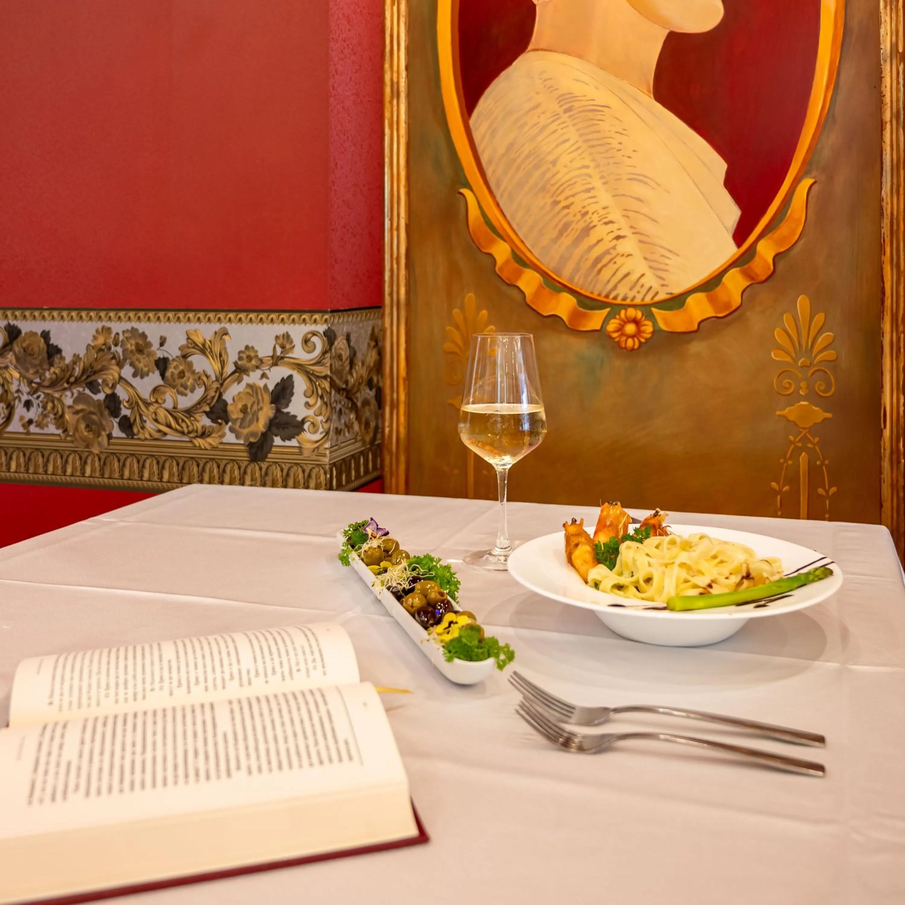 Restaurant/places to eat in Hotel Leipzig