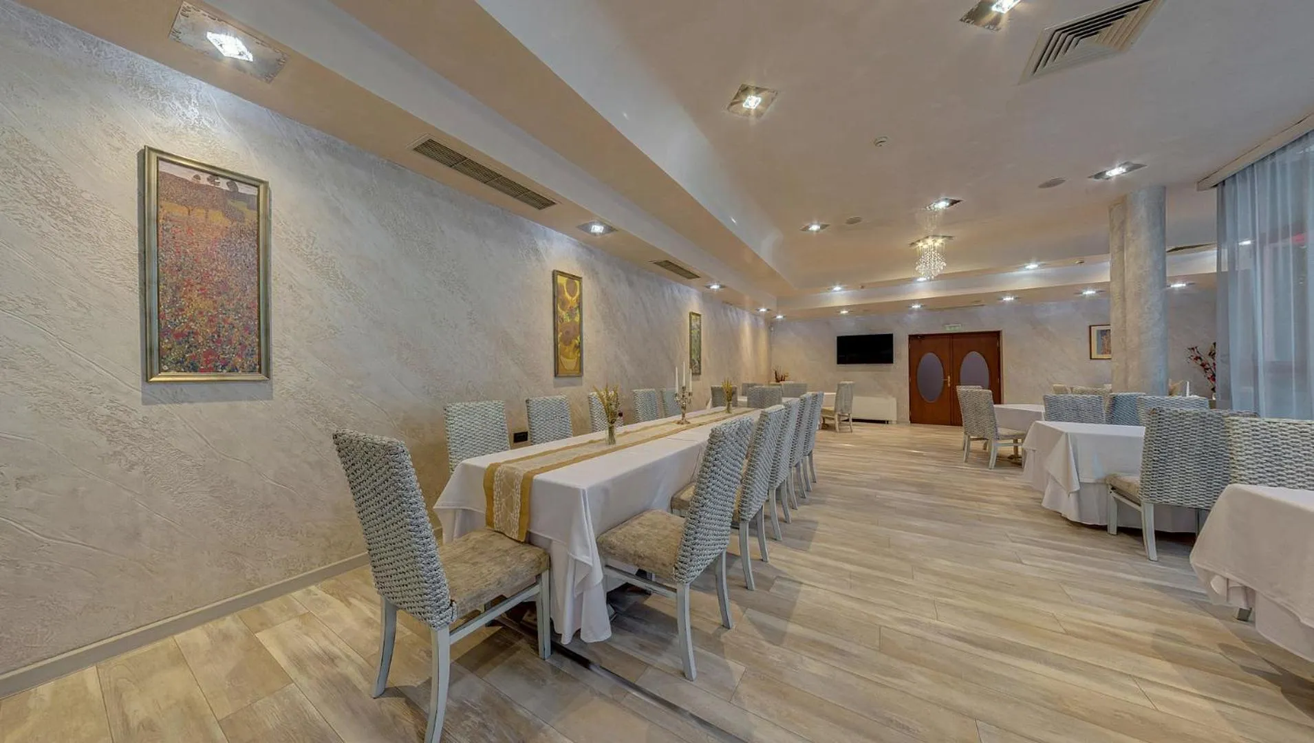 Restaurant/places to eat in Hotel Leipzig