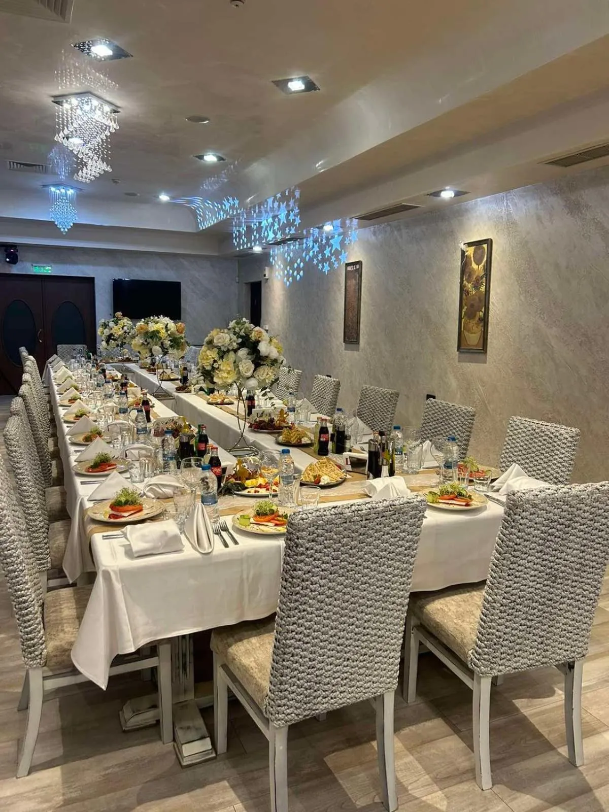 Restaurant/places to eat in Hotel Leipzig