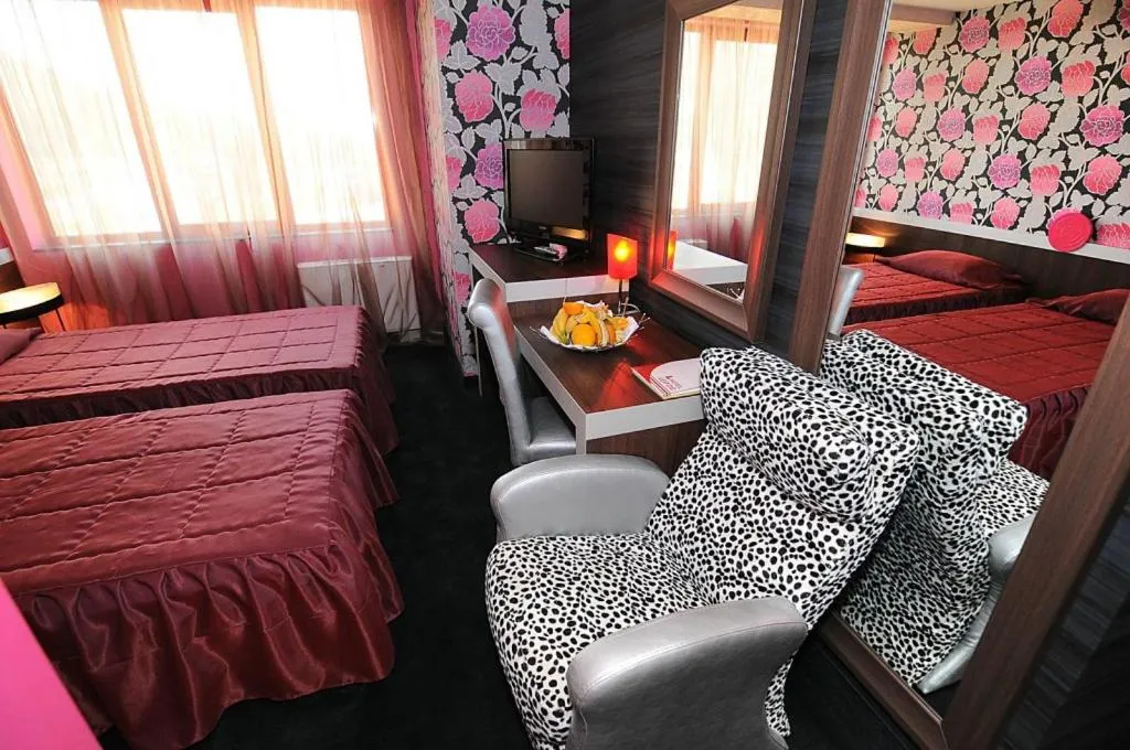 Photo of the whole room in Hotel Leipzig