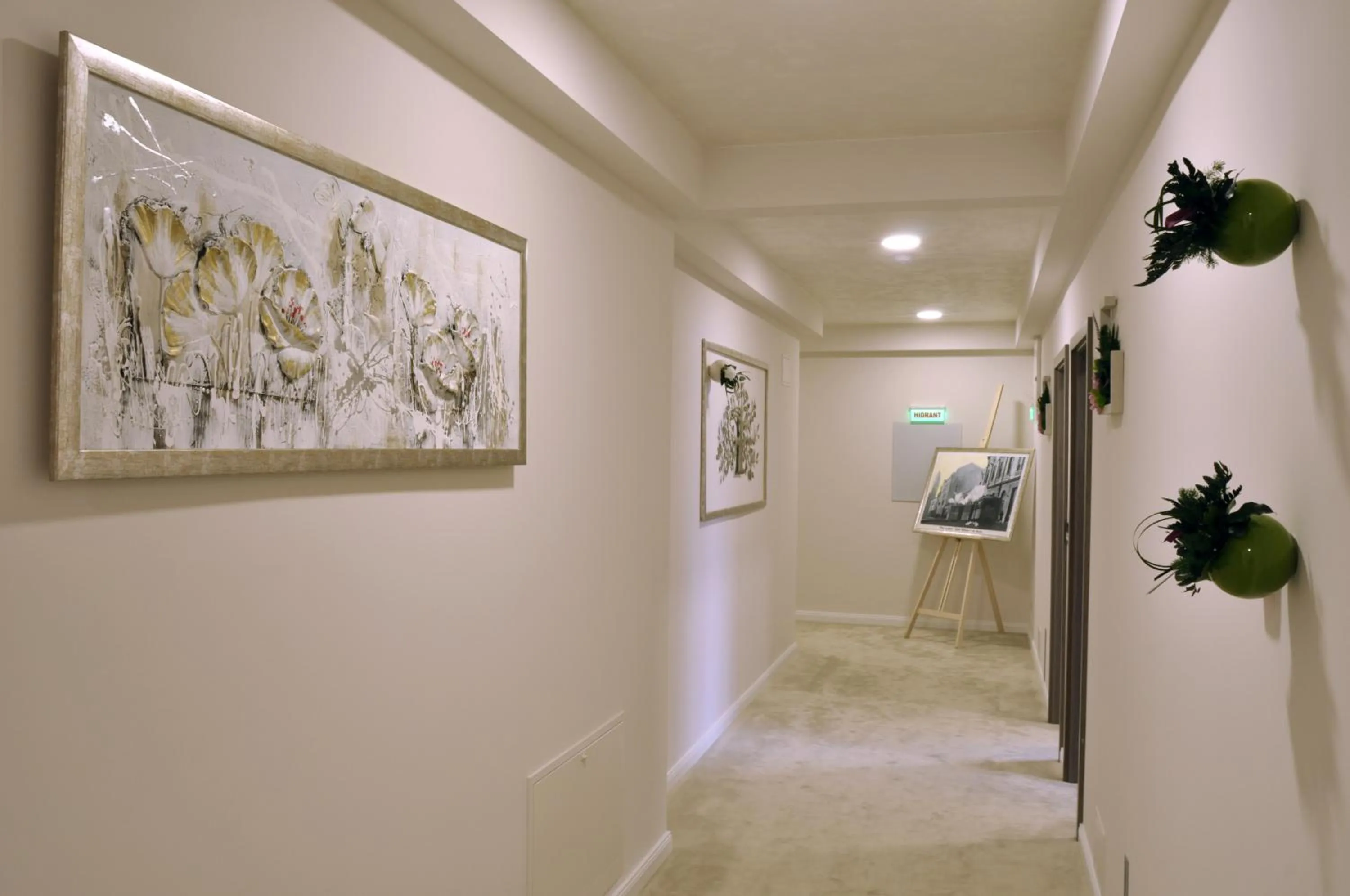 Property building in Hotel Vila Class