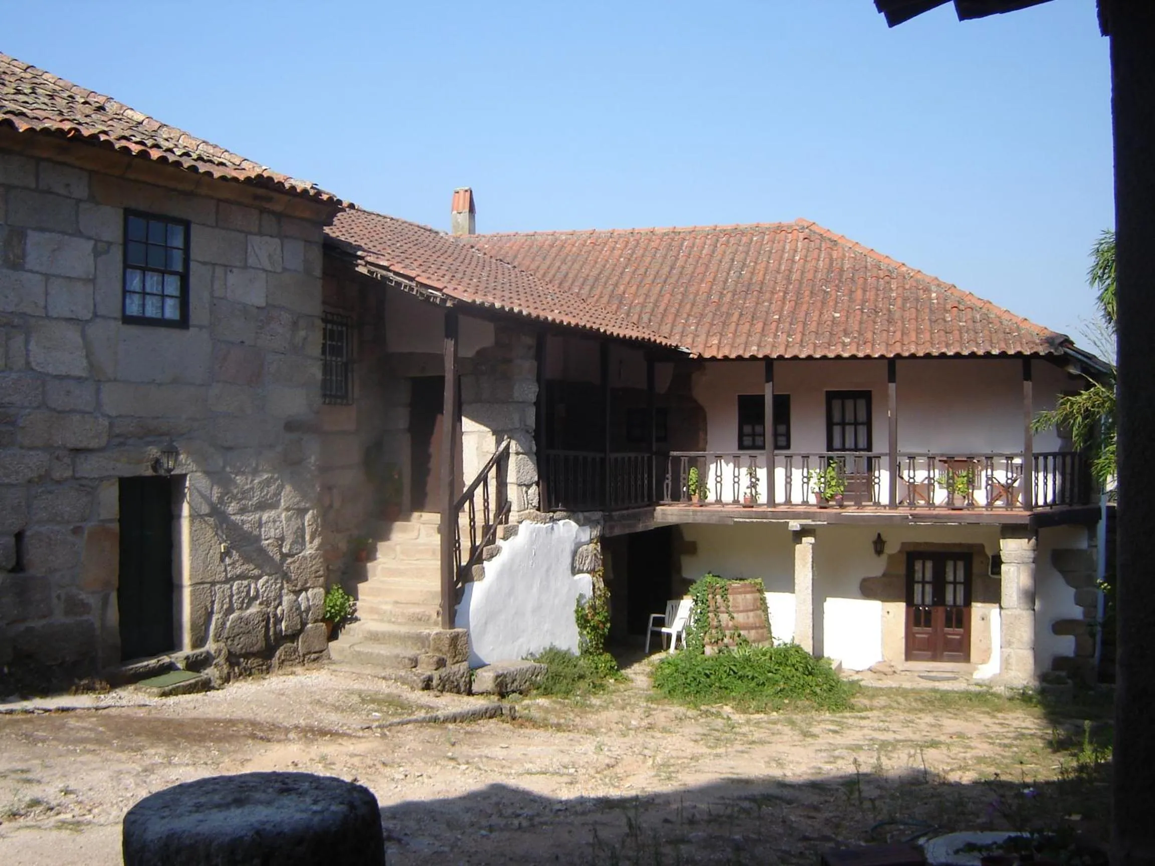 Property building in Quinta Santa Isabel