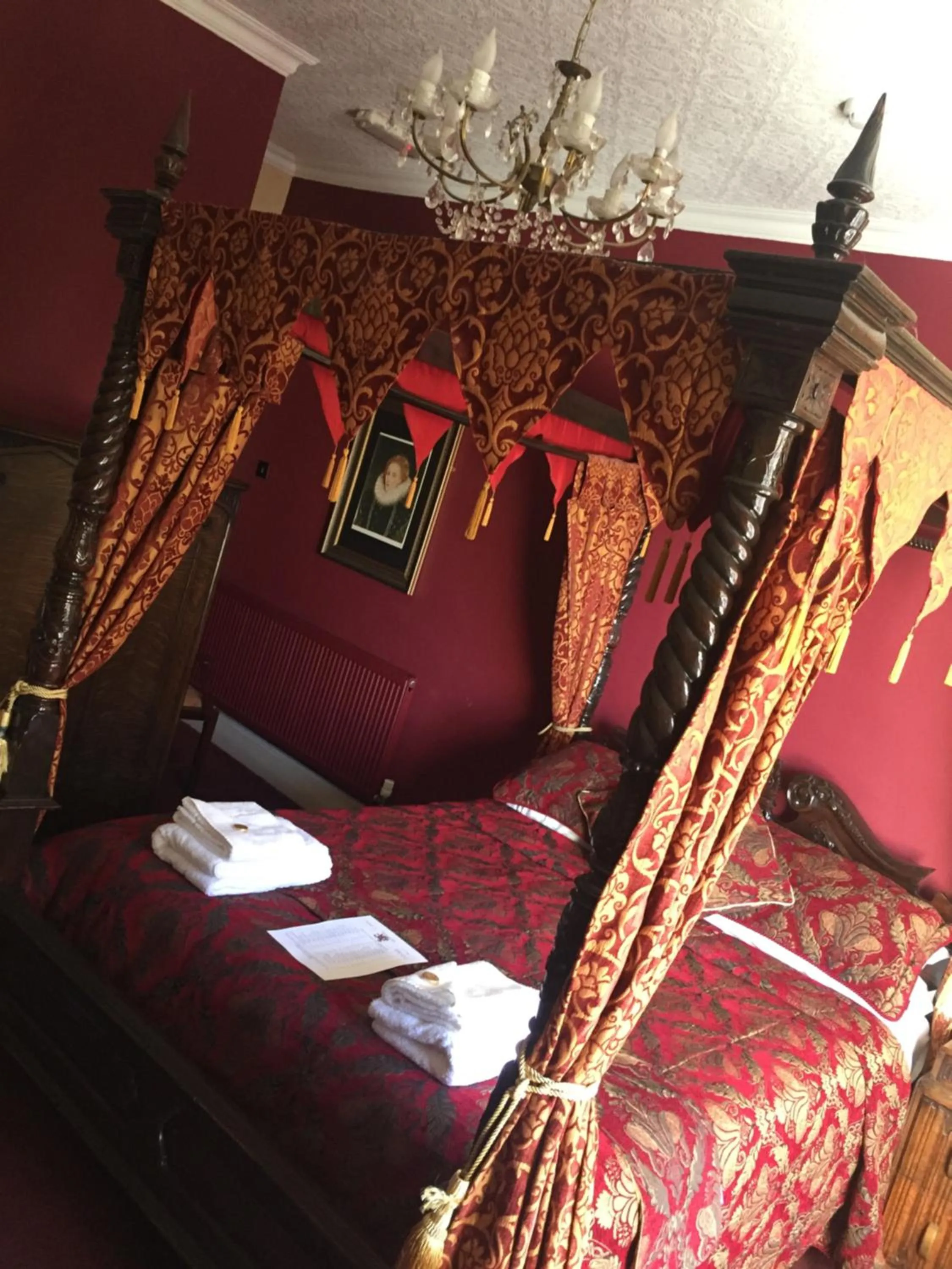 Bed in The Red Lion