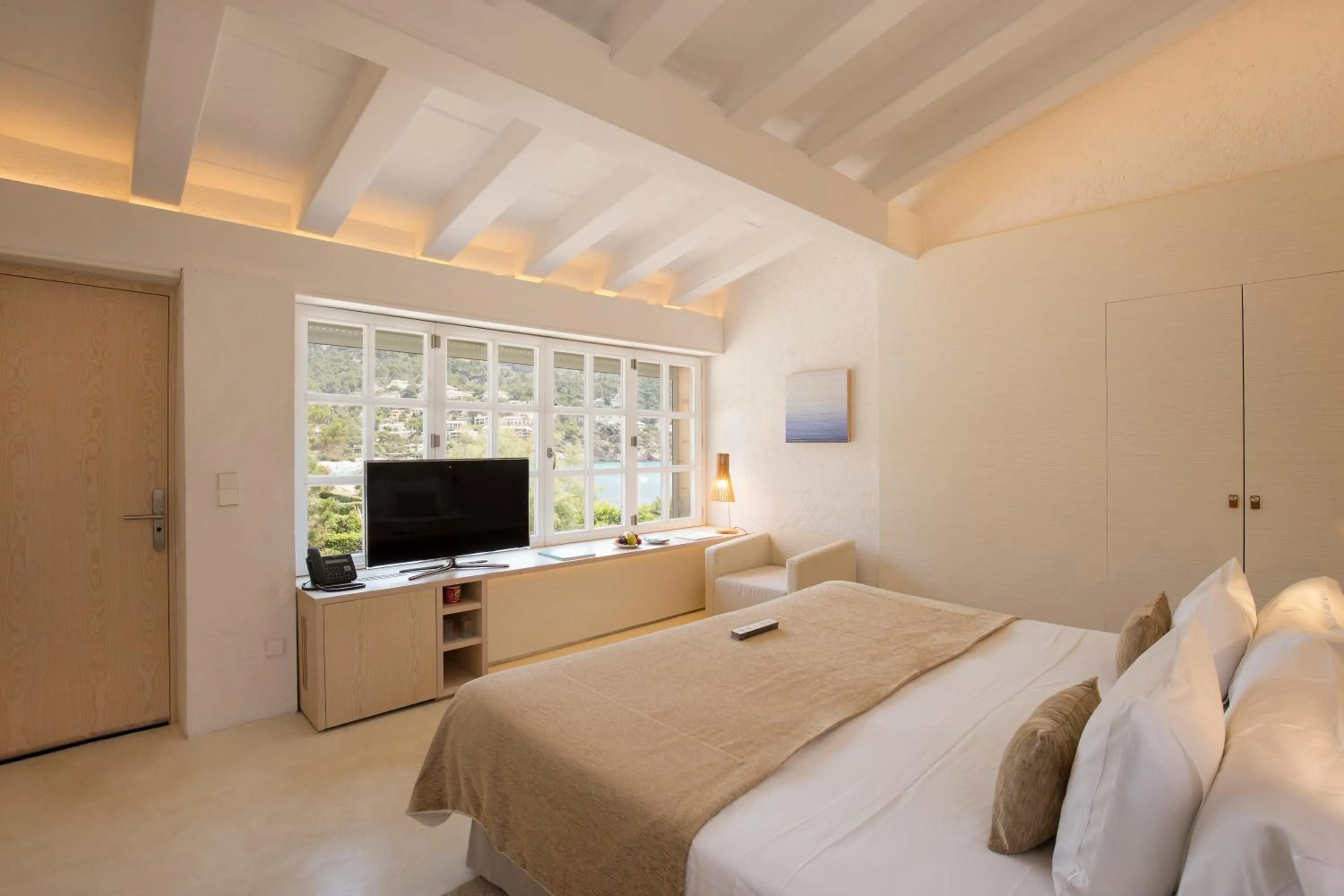 Photo of the whole room, Bed in Can Simoneta - Adults Only