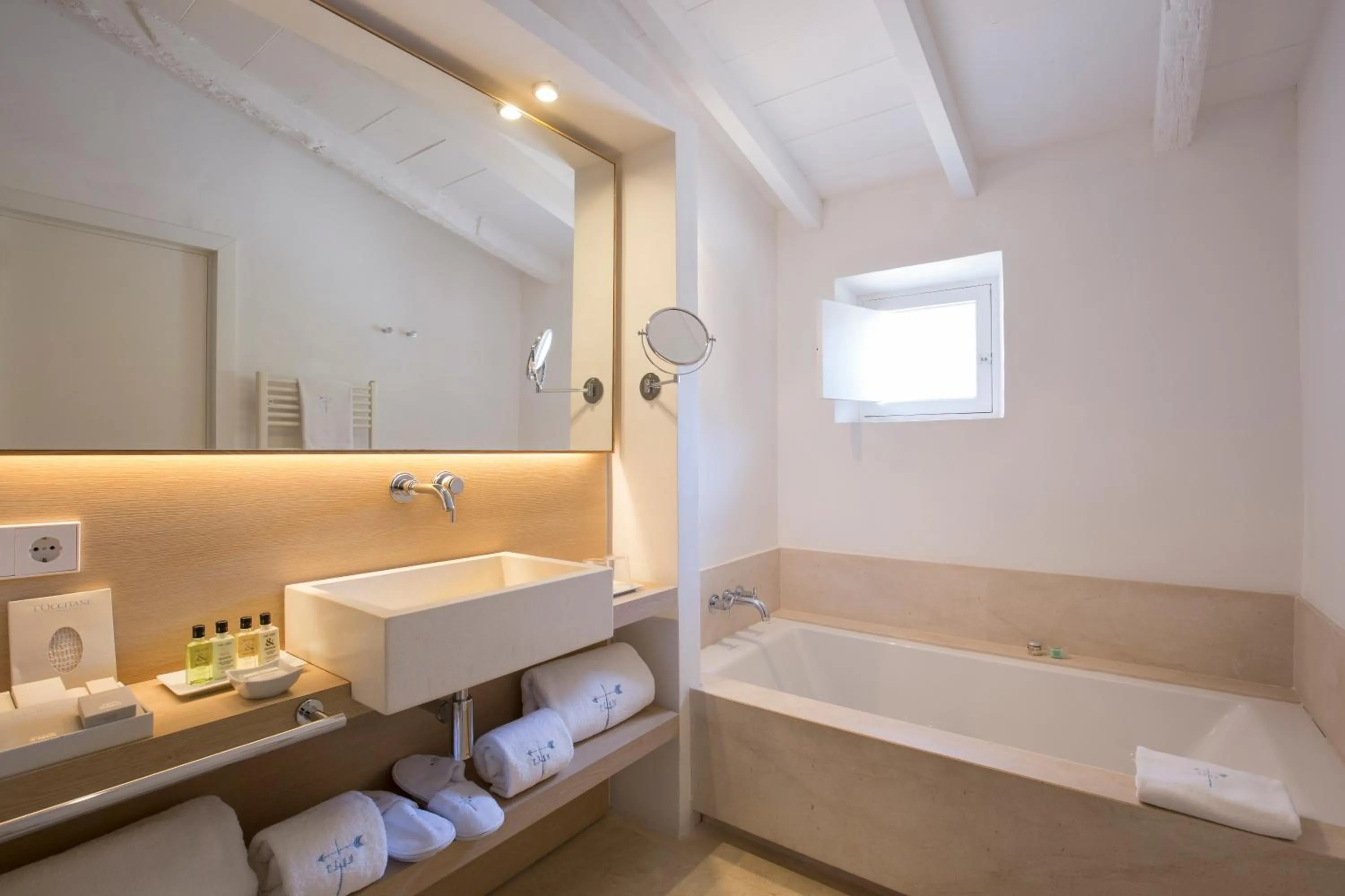 Bathroom in Can Simoneta - Adults Only