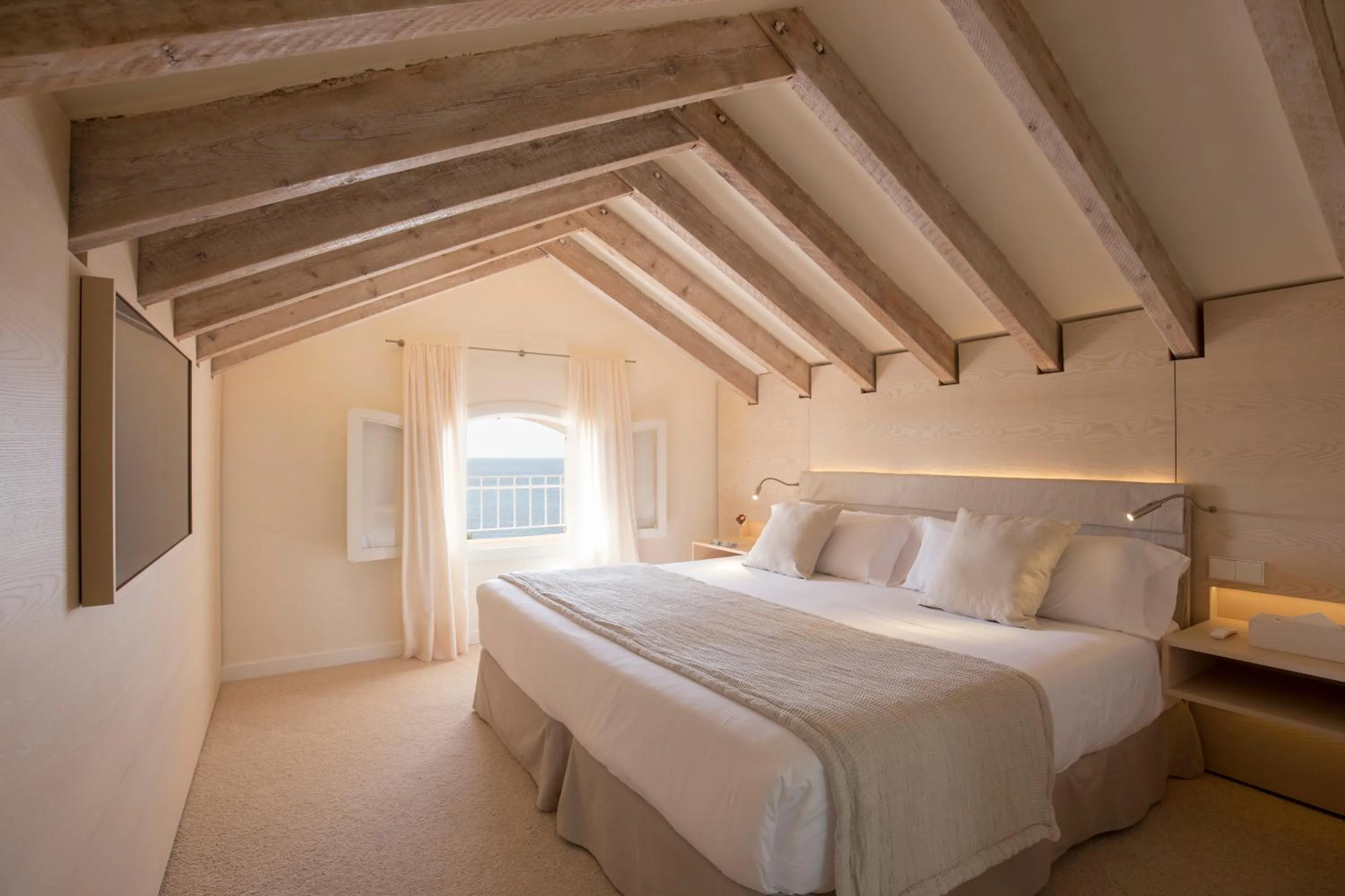 Photo of the whole room, Bed in Can Simoneta - Adults Only