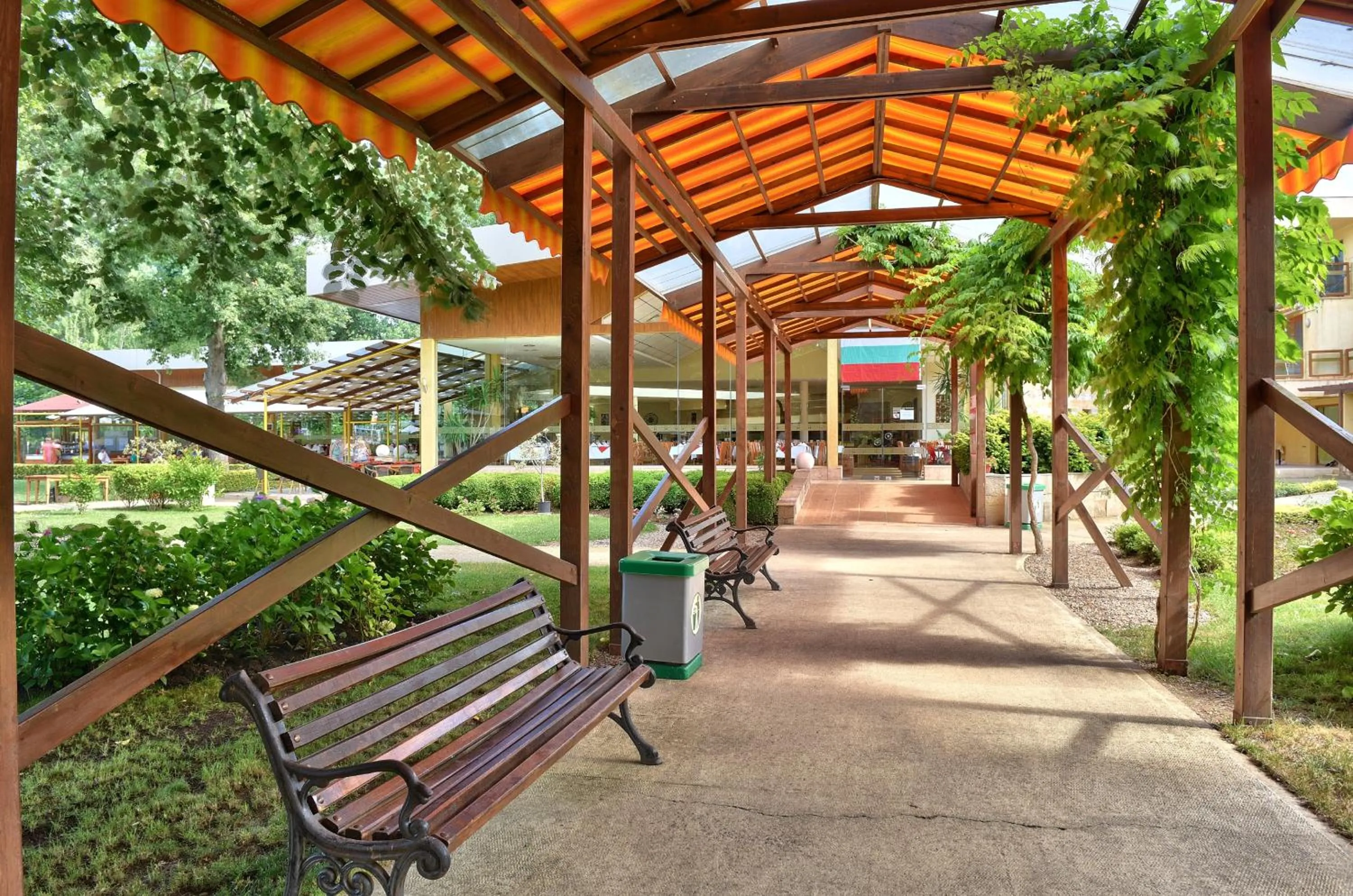 Garden view in Les Magnolias Hotel