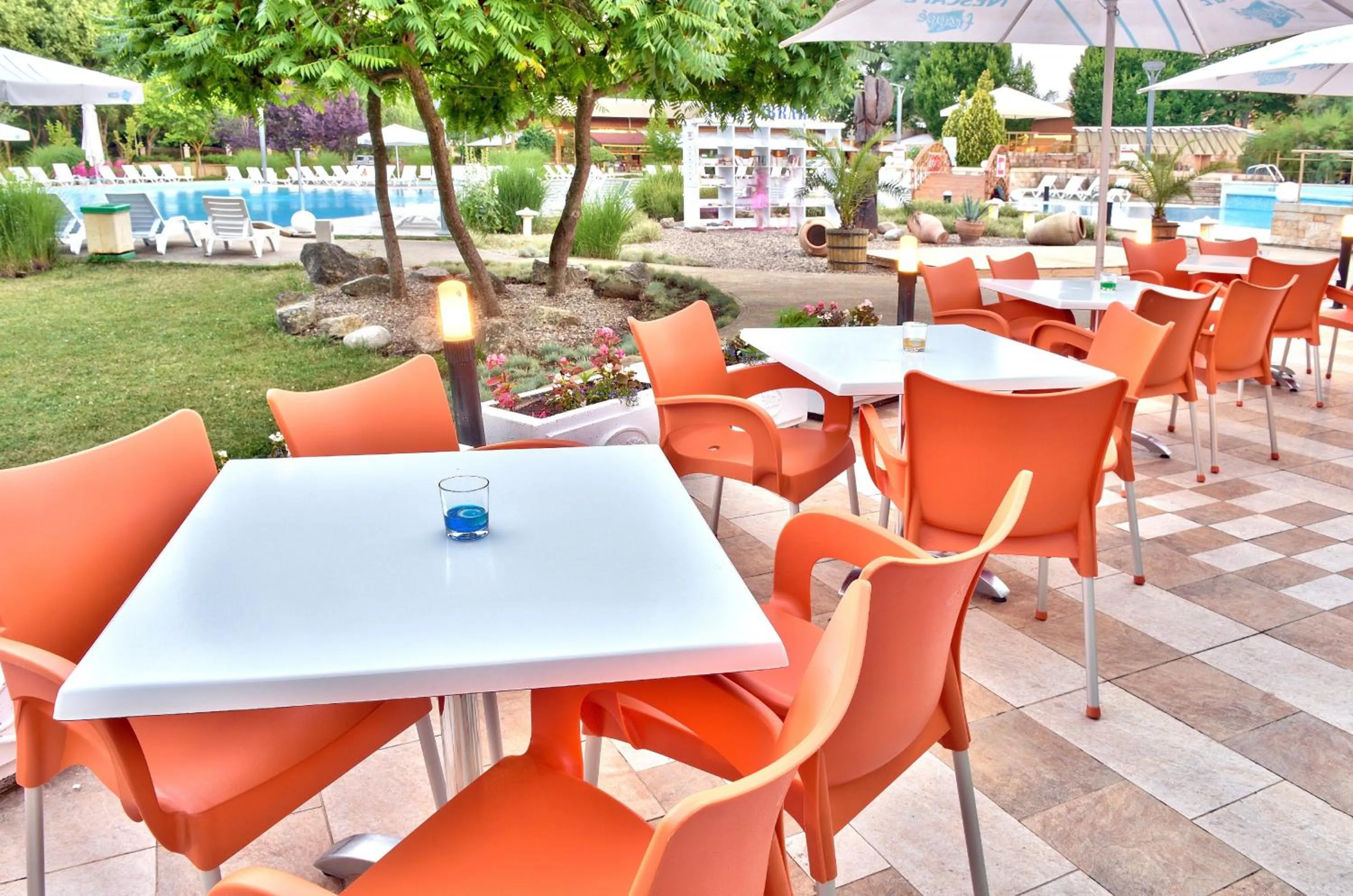 Lounge or bar in Les Magnolias Hotel