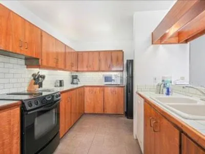 Kitchen or kitchenette in Kanaloa at Kona by OUTRIGGER