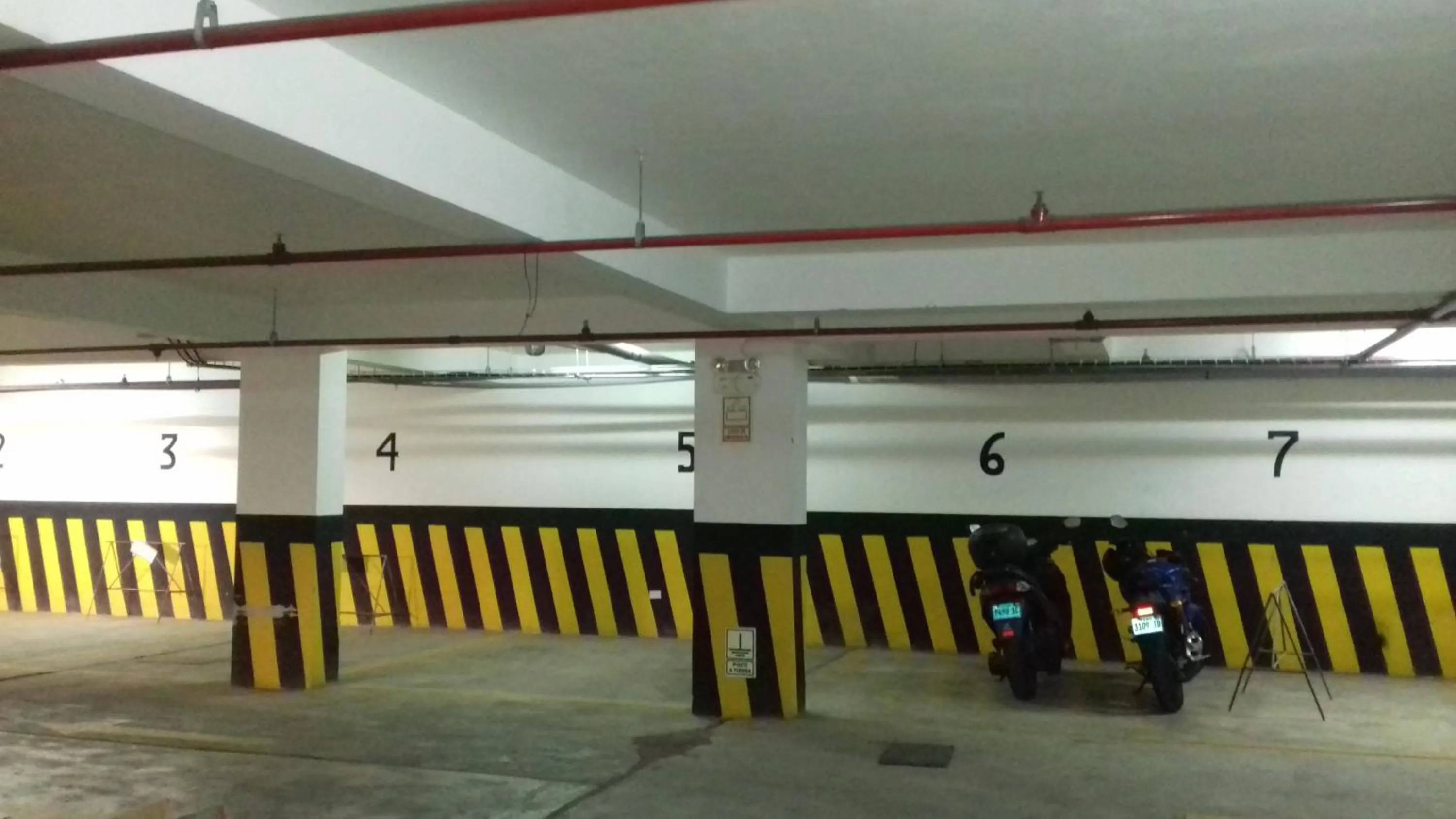 Nightclub / DJ in Swan Hotel