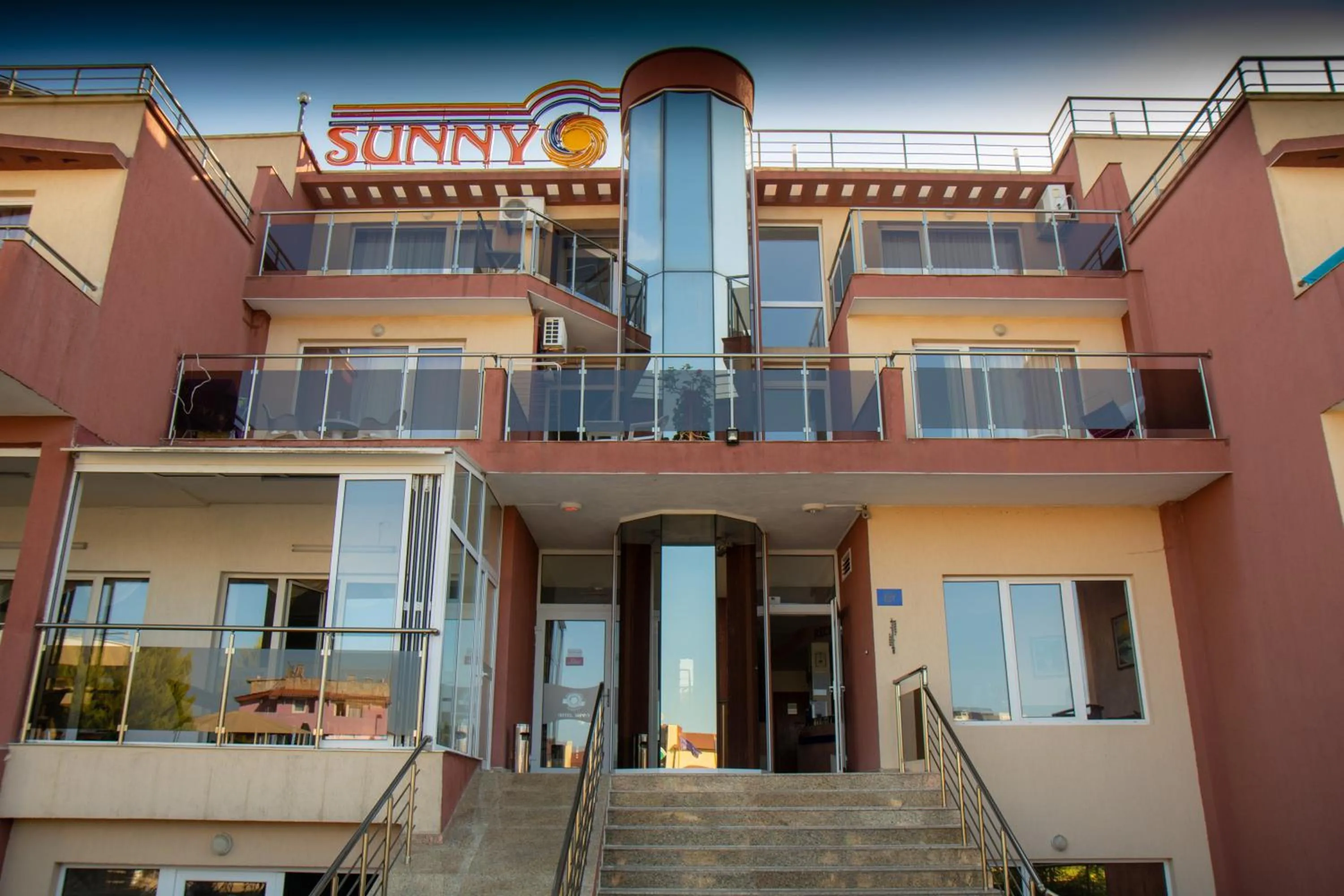 Hotel Sunny