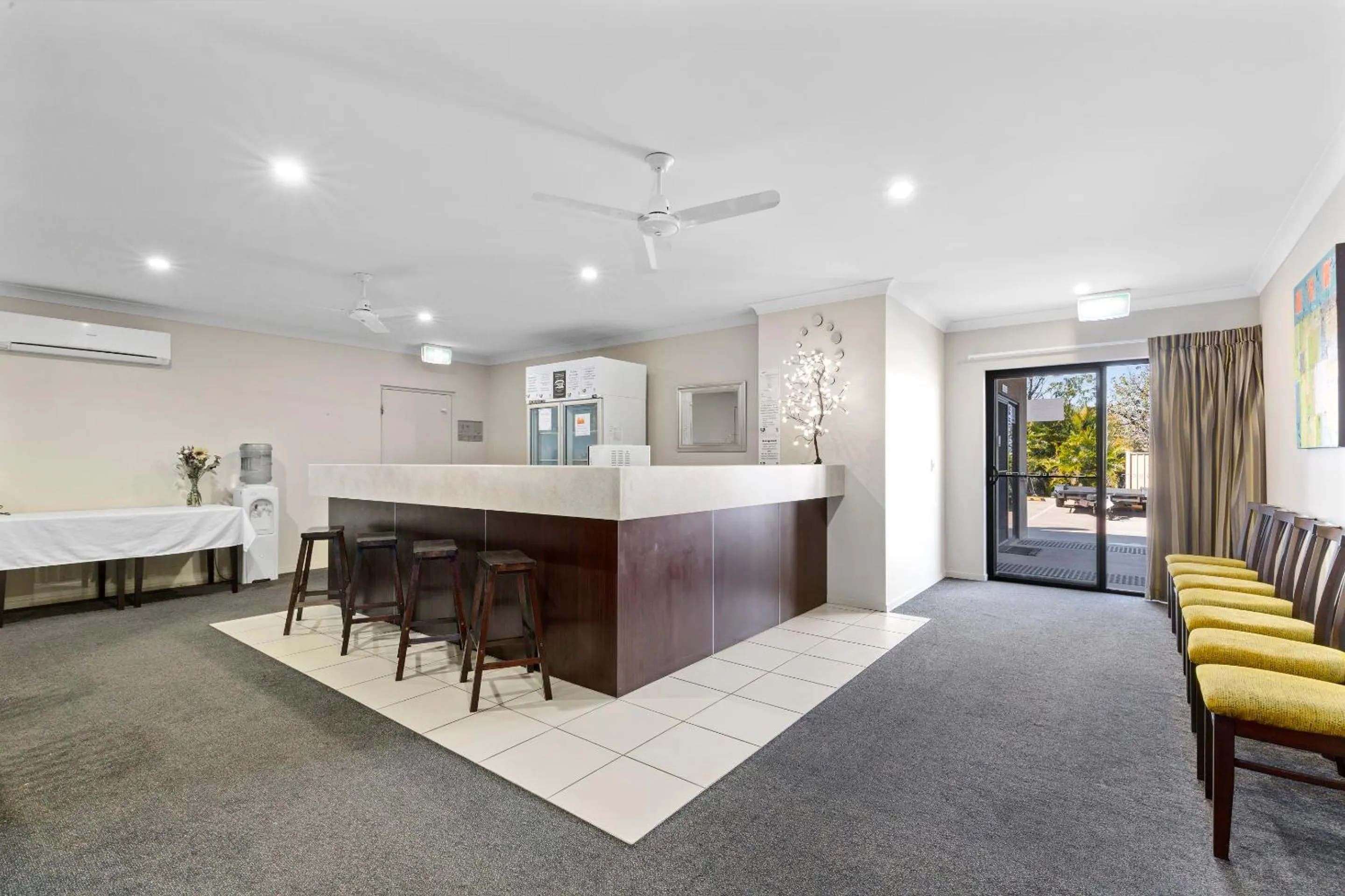 Meeting/conference room in Blackwater Central Motel