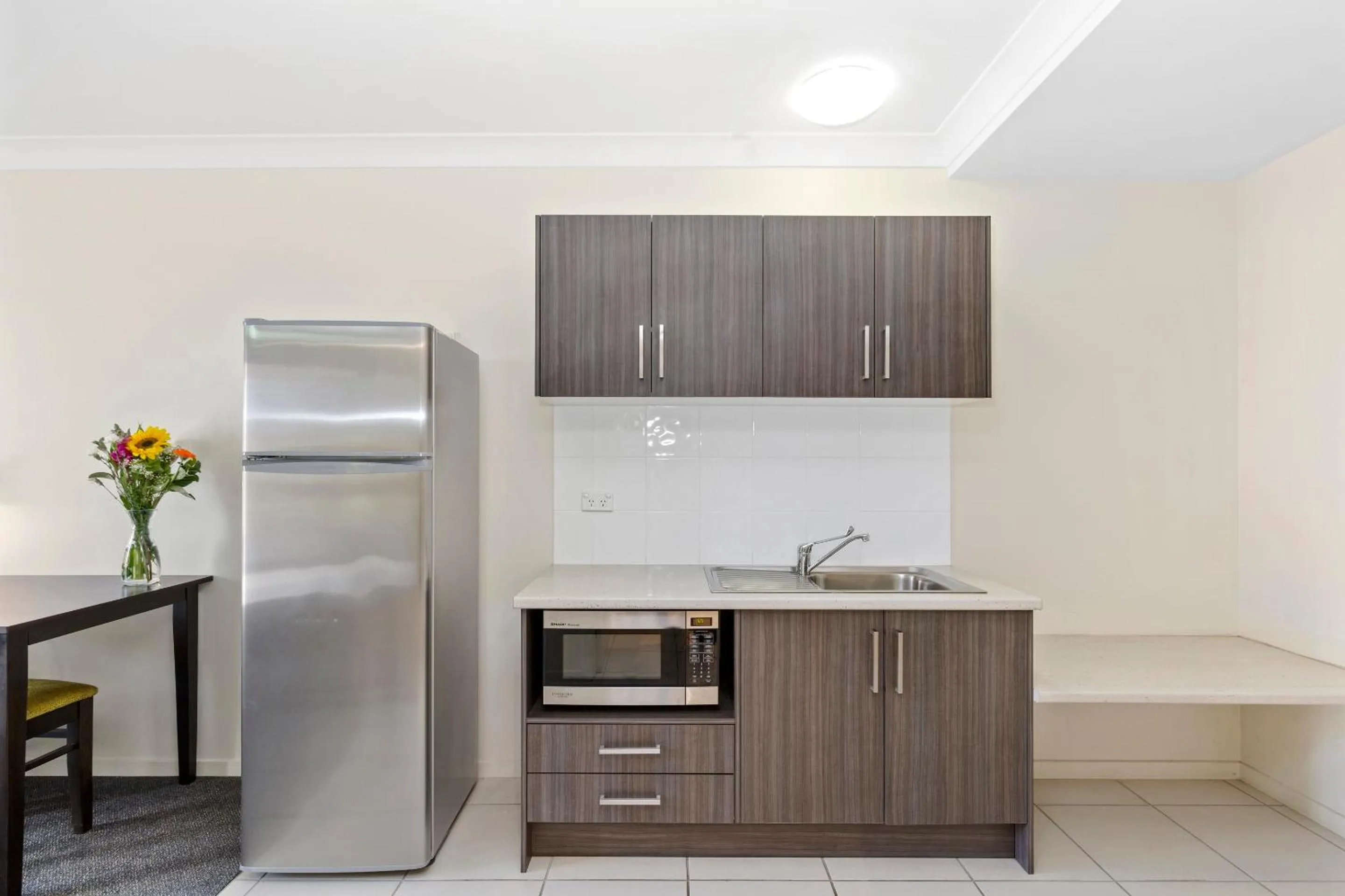 Kitchen or kitchenette in Blackwater Central Motel