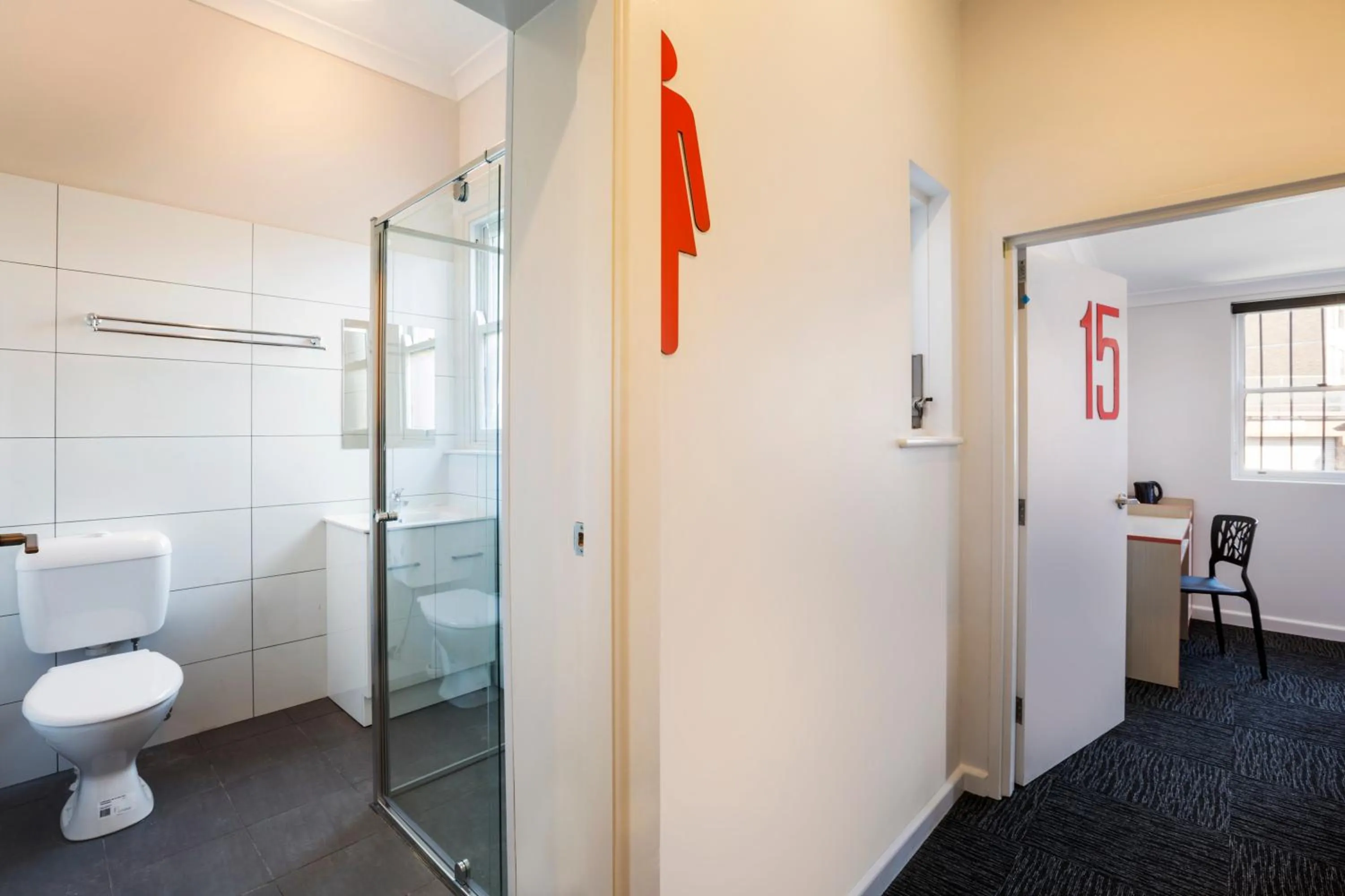 Bathroom in Granville Hotel