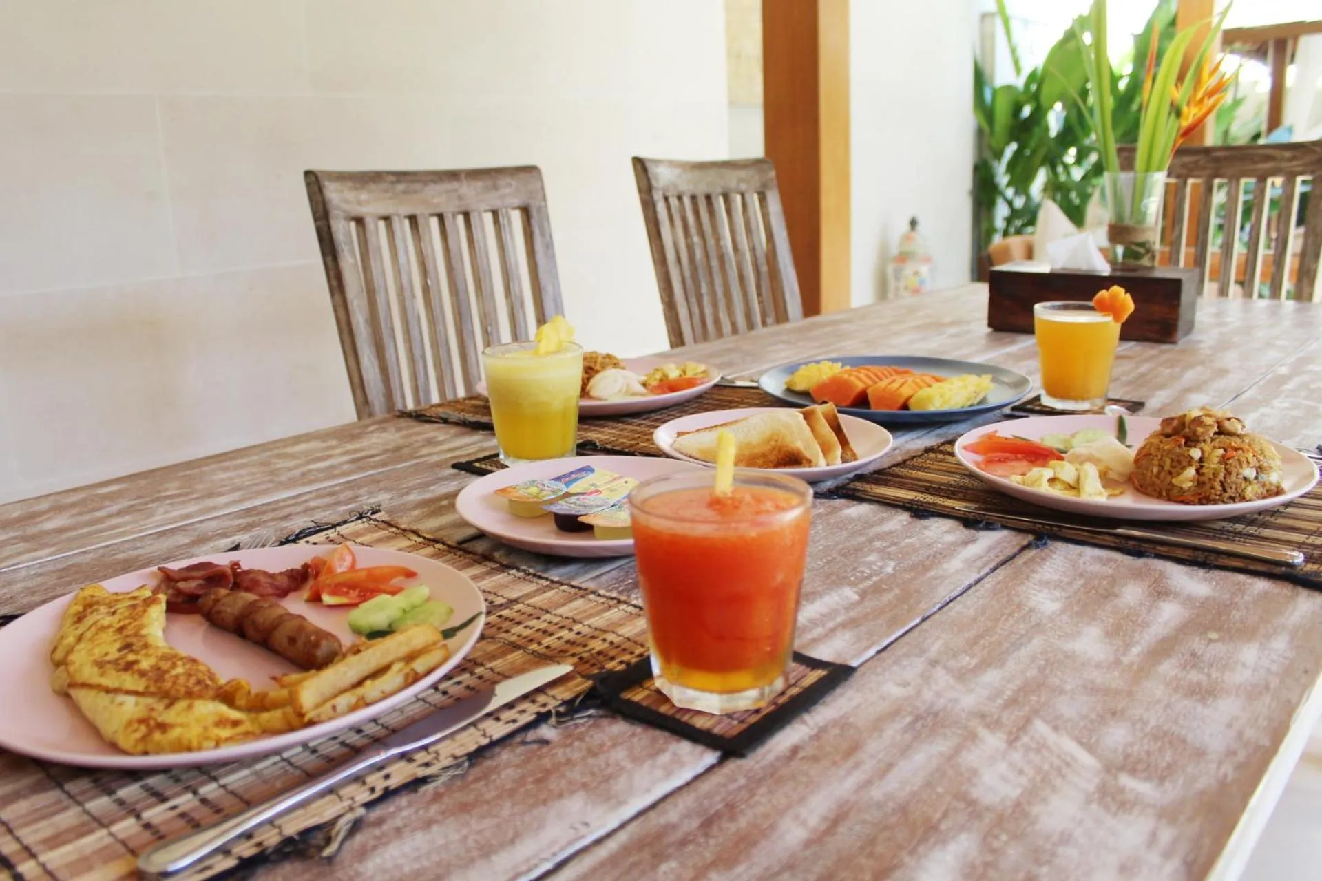 Food and drinks in Villa Kim Seminyak