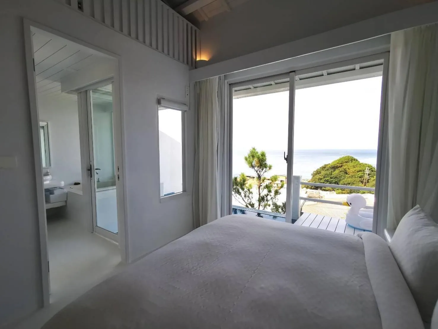 Bedroom, Bed in Ample Villa 小希臘