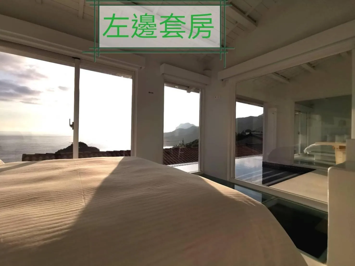 Bed in Ample Villa 小希臘