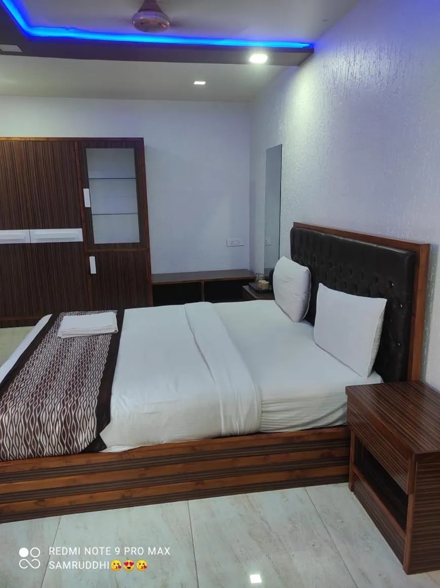 Bed in Hotel Calangute Central