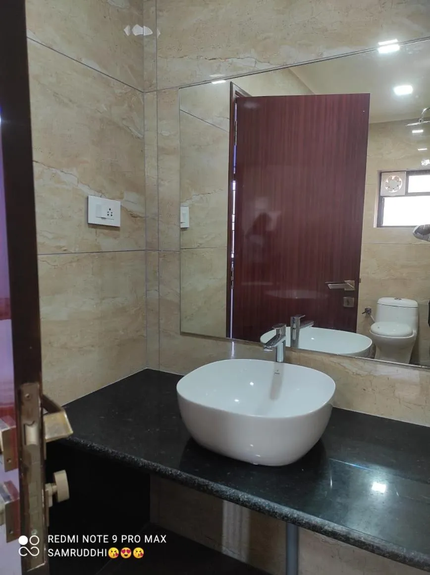 Bathroom in Hotel Calangute Central