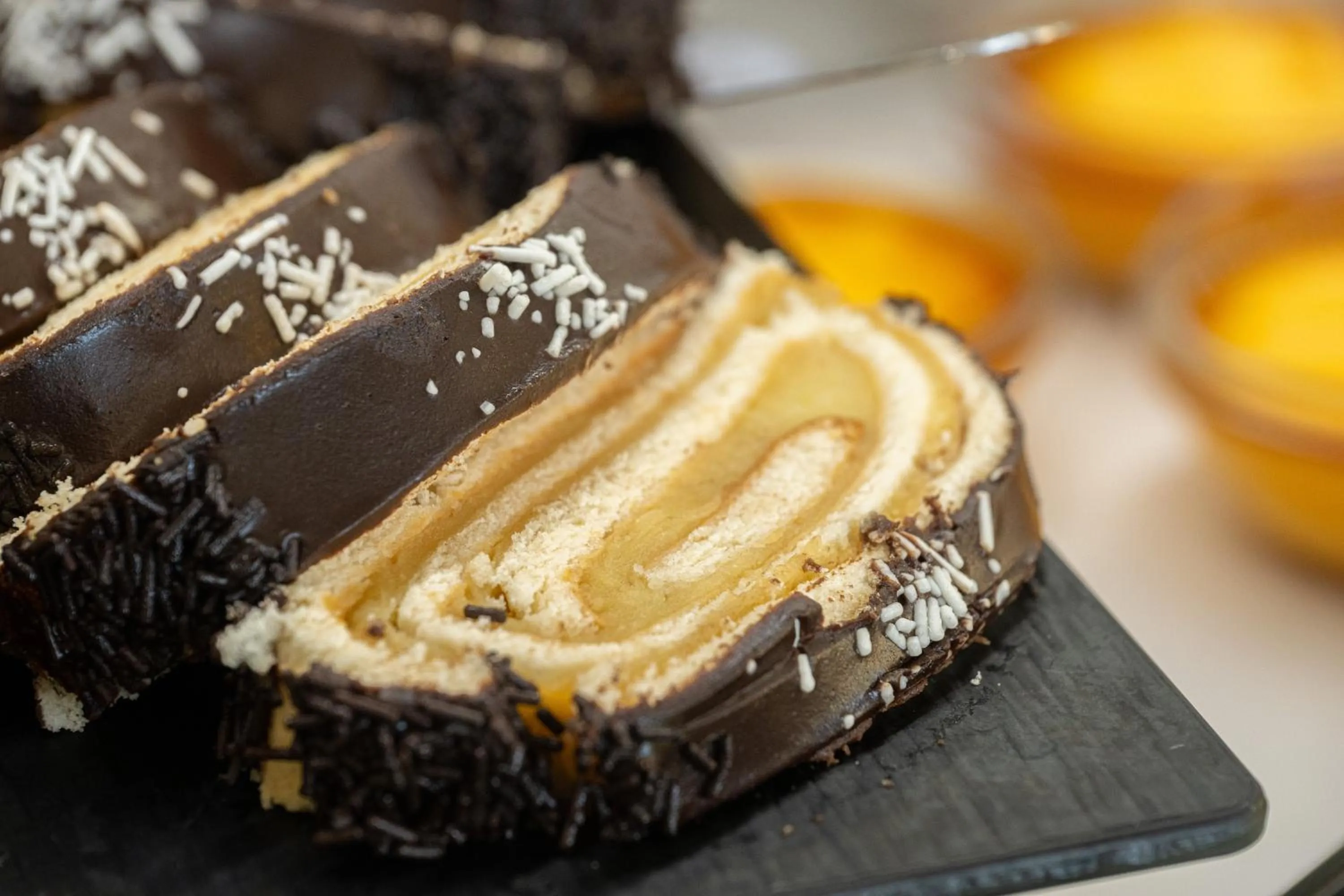 Restaurant/places to eat in Pato Amarillo