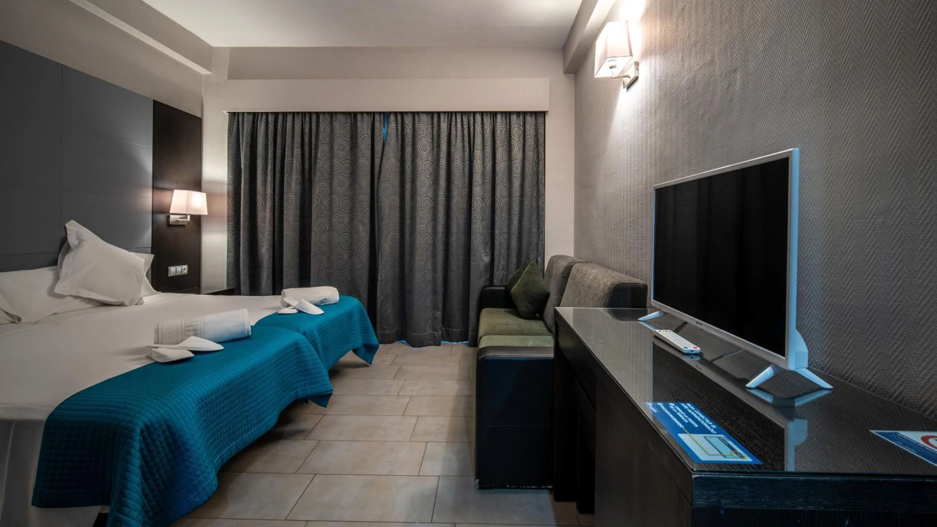 Photo of the whole room, Bed in Pato Amarillo