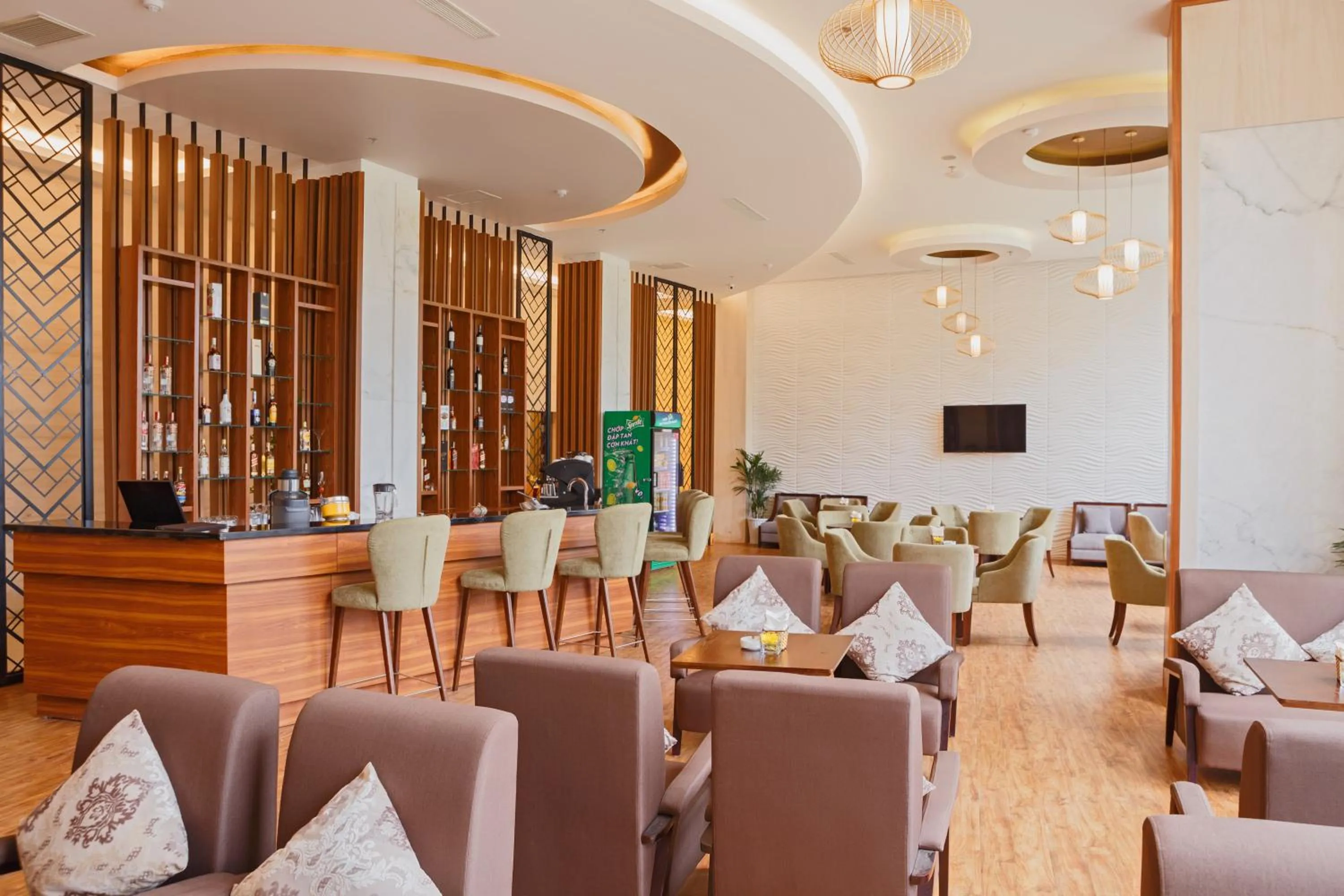 Area and facilities in Muong Thanh Holiday Moc Chau Hotel