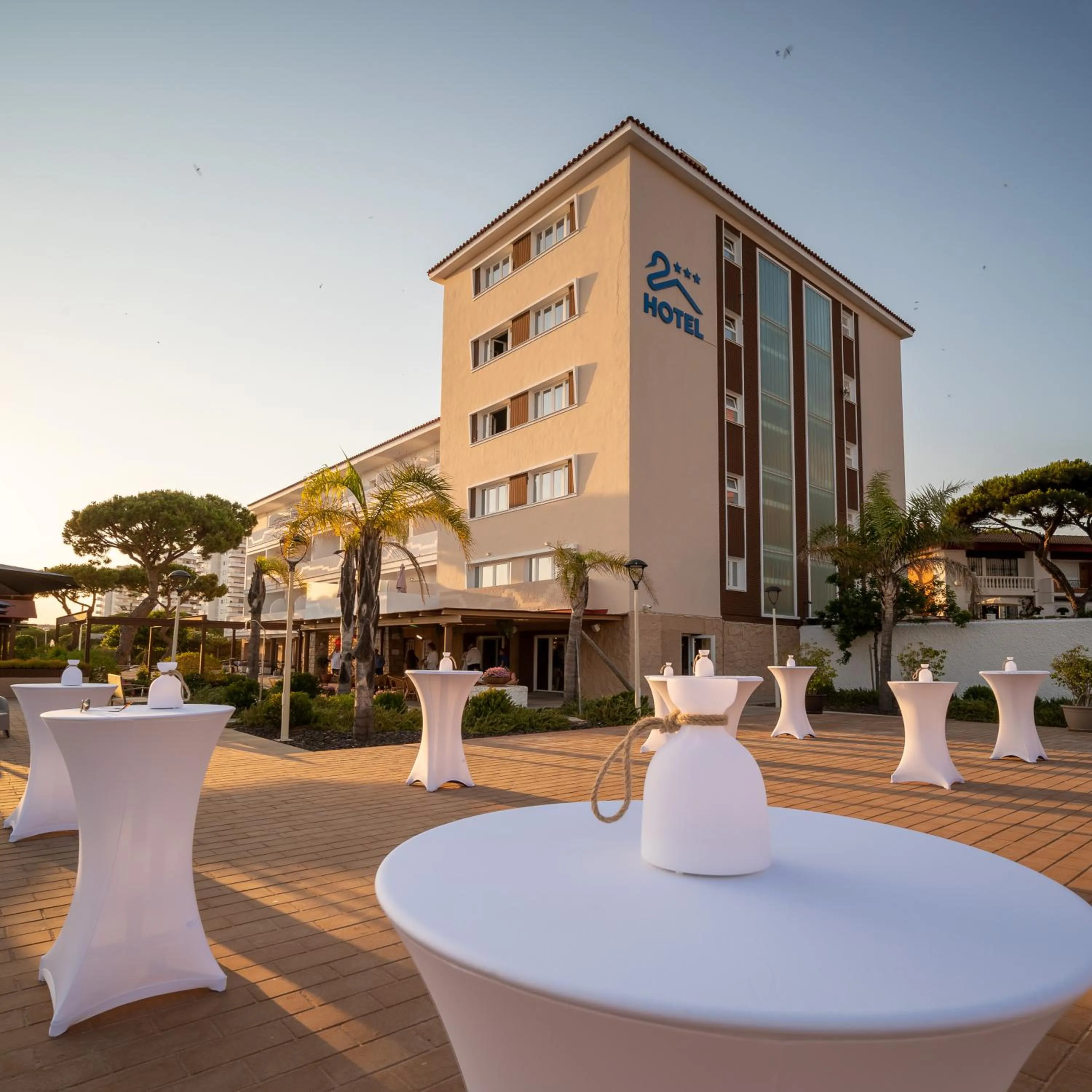 Property building in Pato Rojo