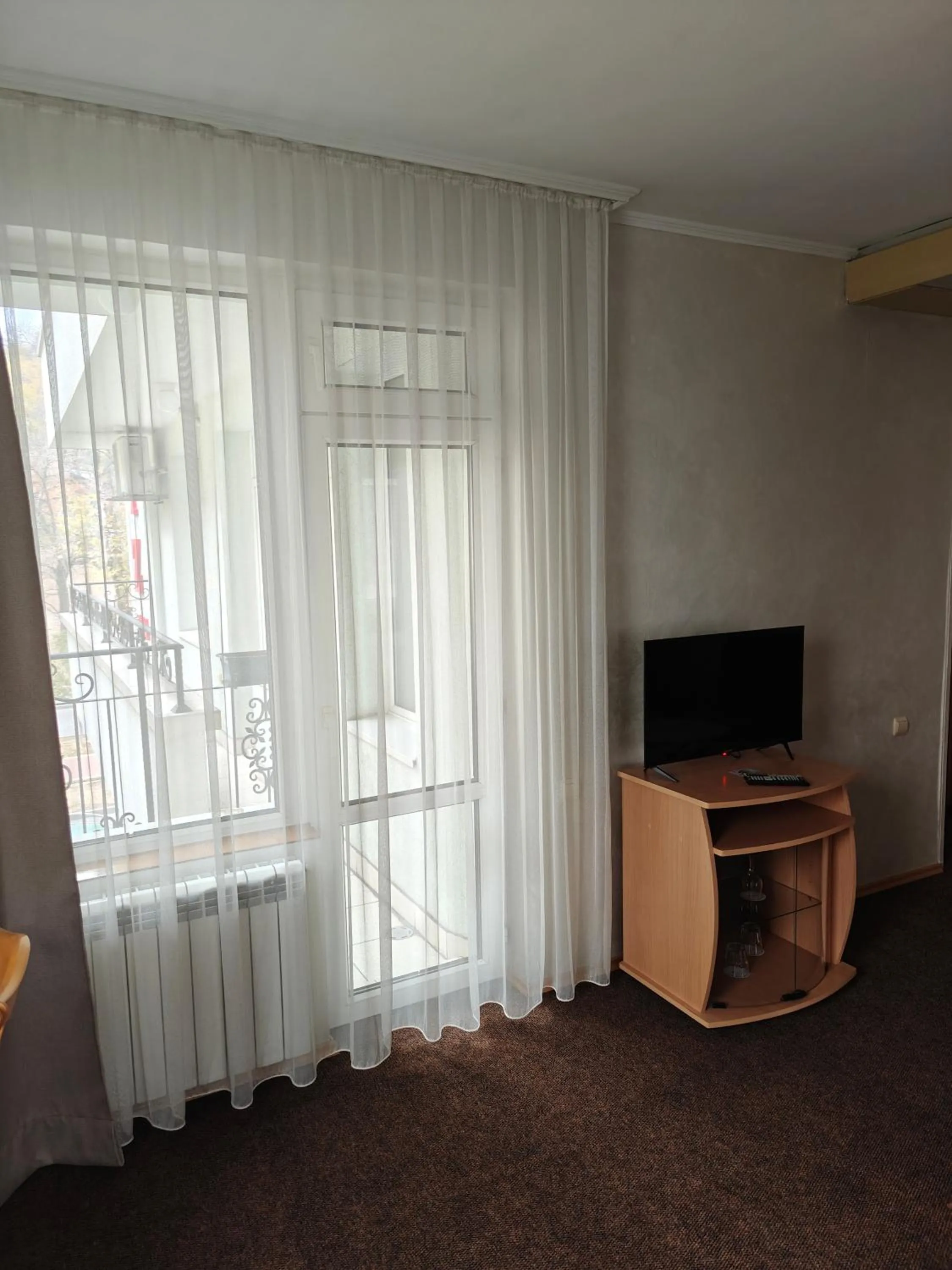 TV and multimedia in Noviz Hotel