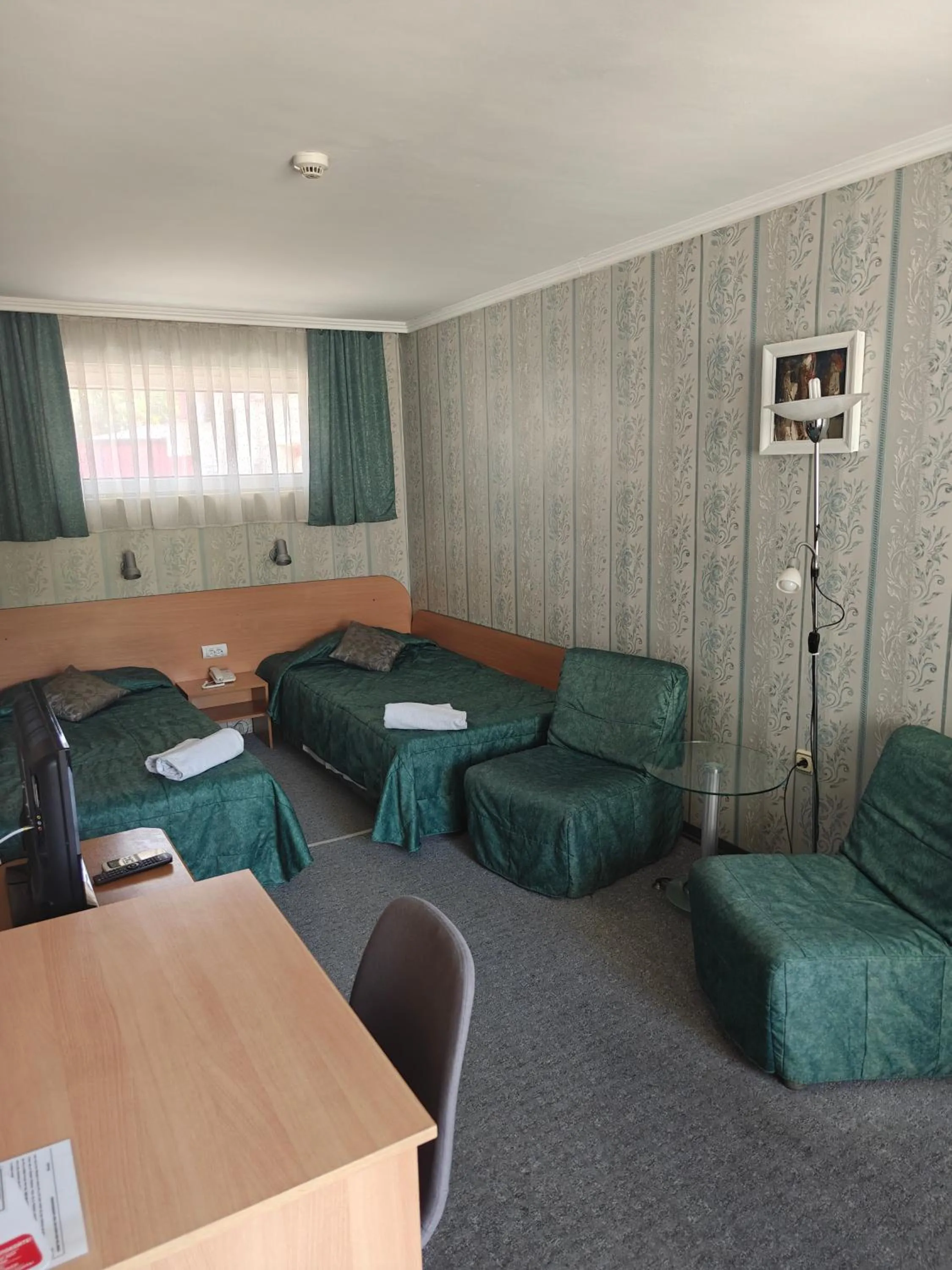 TV and multimedia in Noviz Hotel